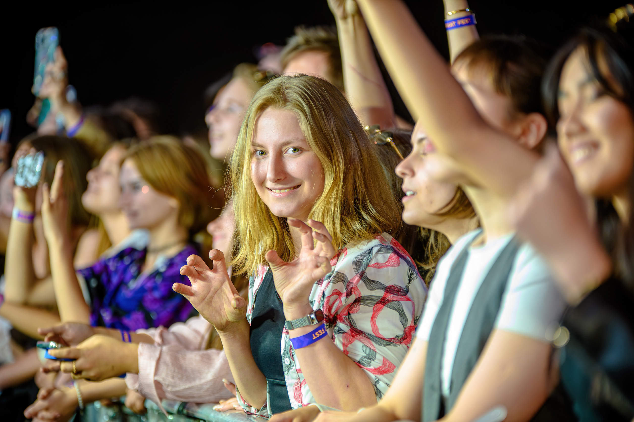 Концерты. Фестивали. Елена Северина фотограф, Алматы: репортаж (спорт, концерты, конференции), предметная и фуд-съёмка, портреты, каталоги, фэшн, ретушь