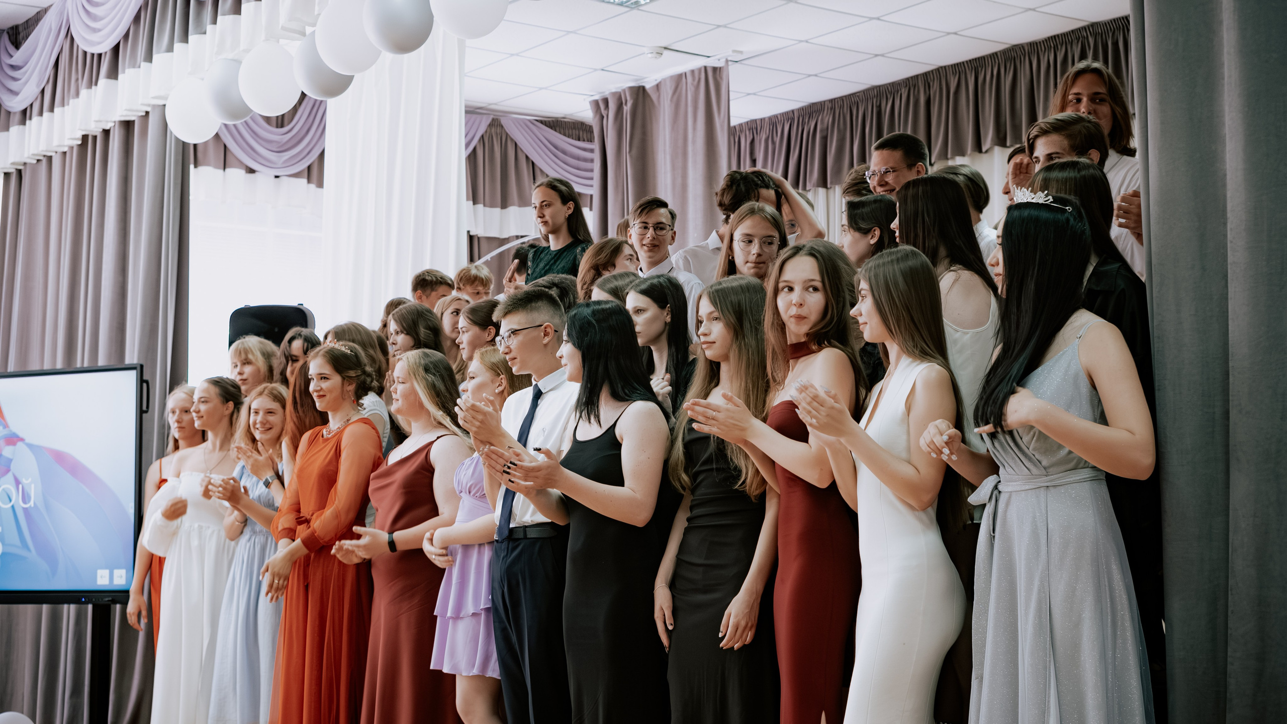 Кейс — Школьный выпускной. Коммерческий и Портретный Фотограф Симферополь Крым Максим Махо