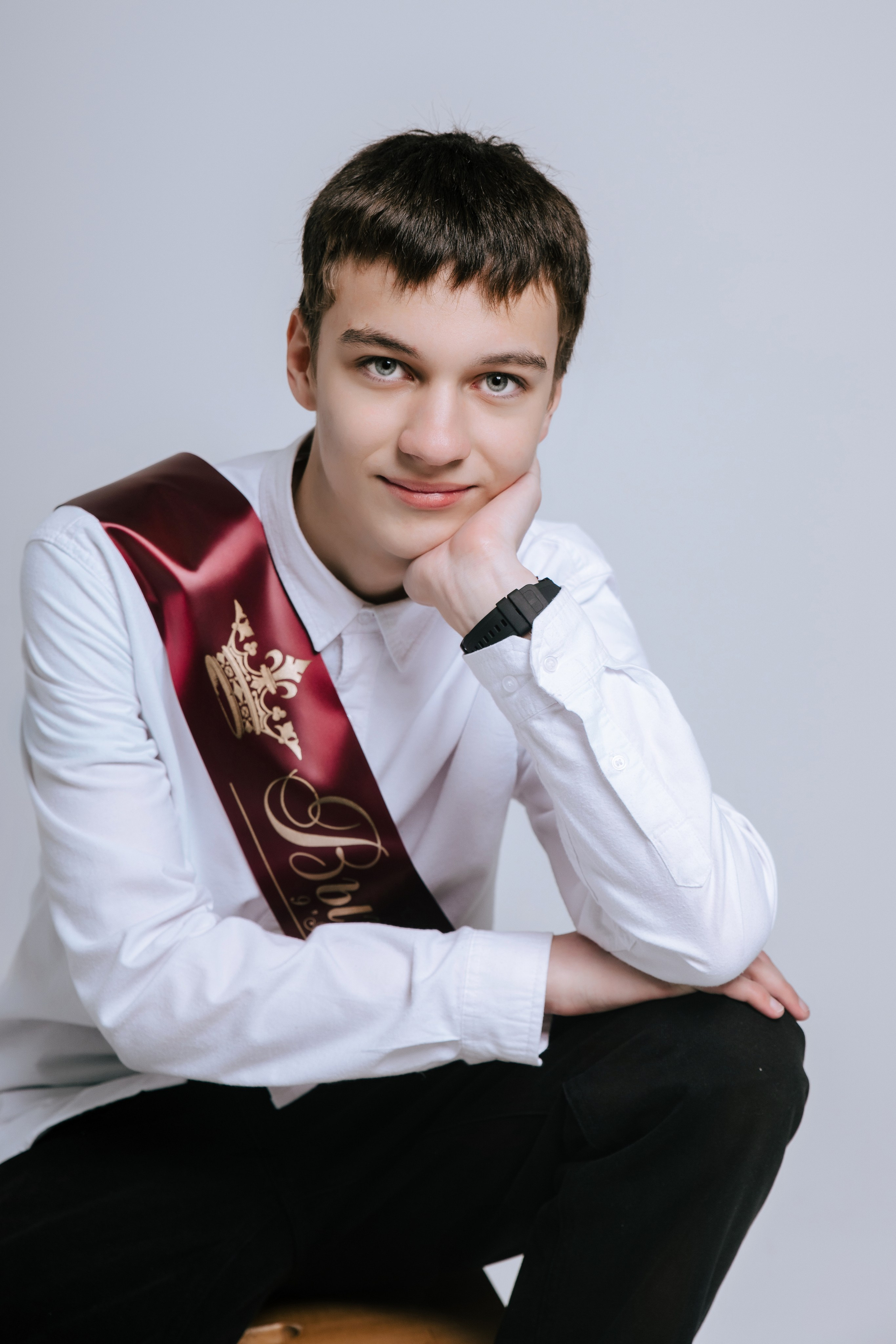 4 Школа — Заводской. Фотограф Ярмишко Дарья. Выпускные фотокниги