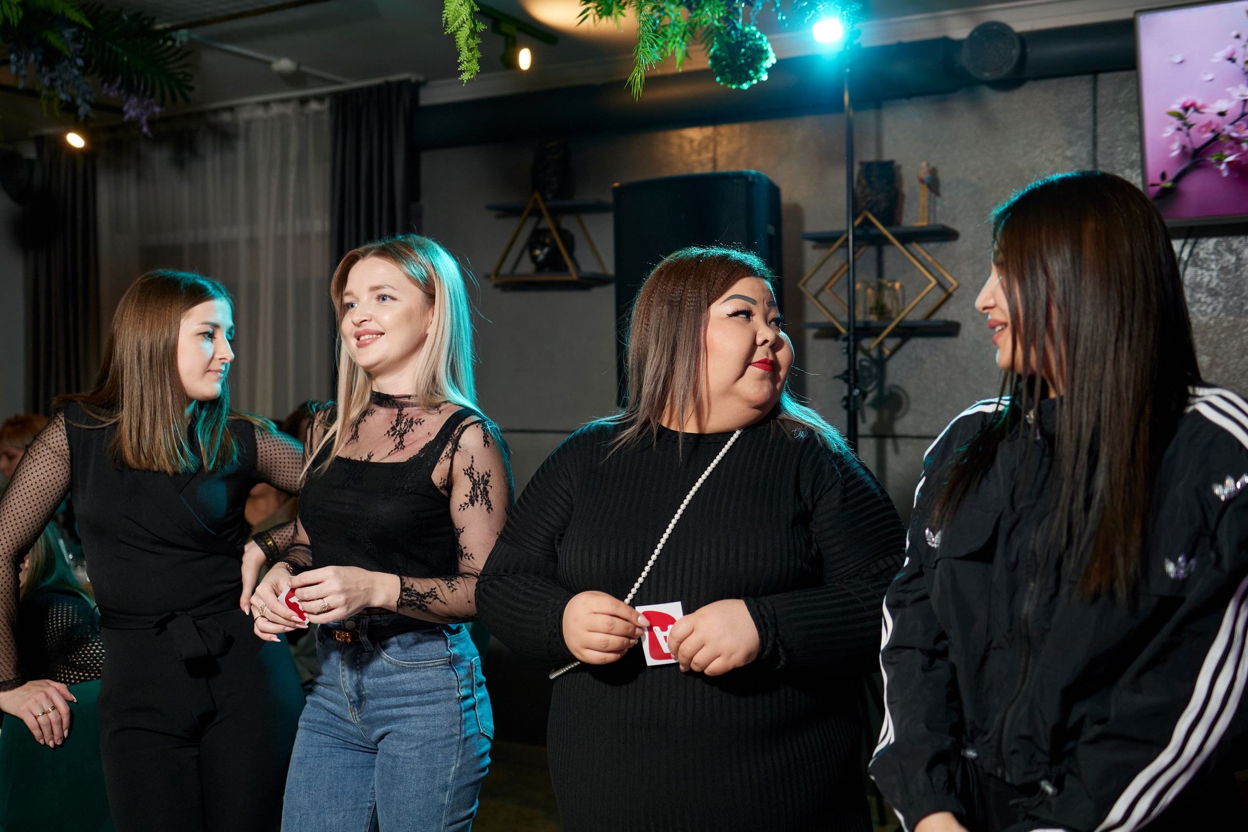 MAXIM & DAMIR | FOREST BAR | 8 МАРТА!. Главная