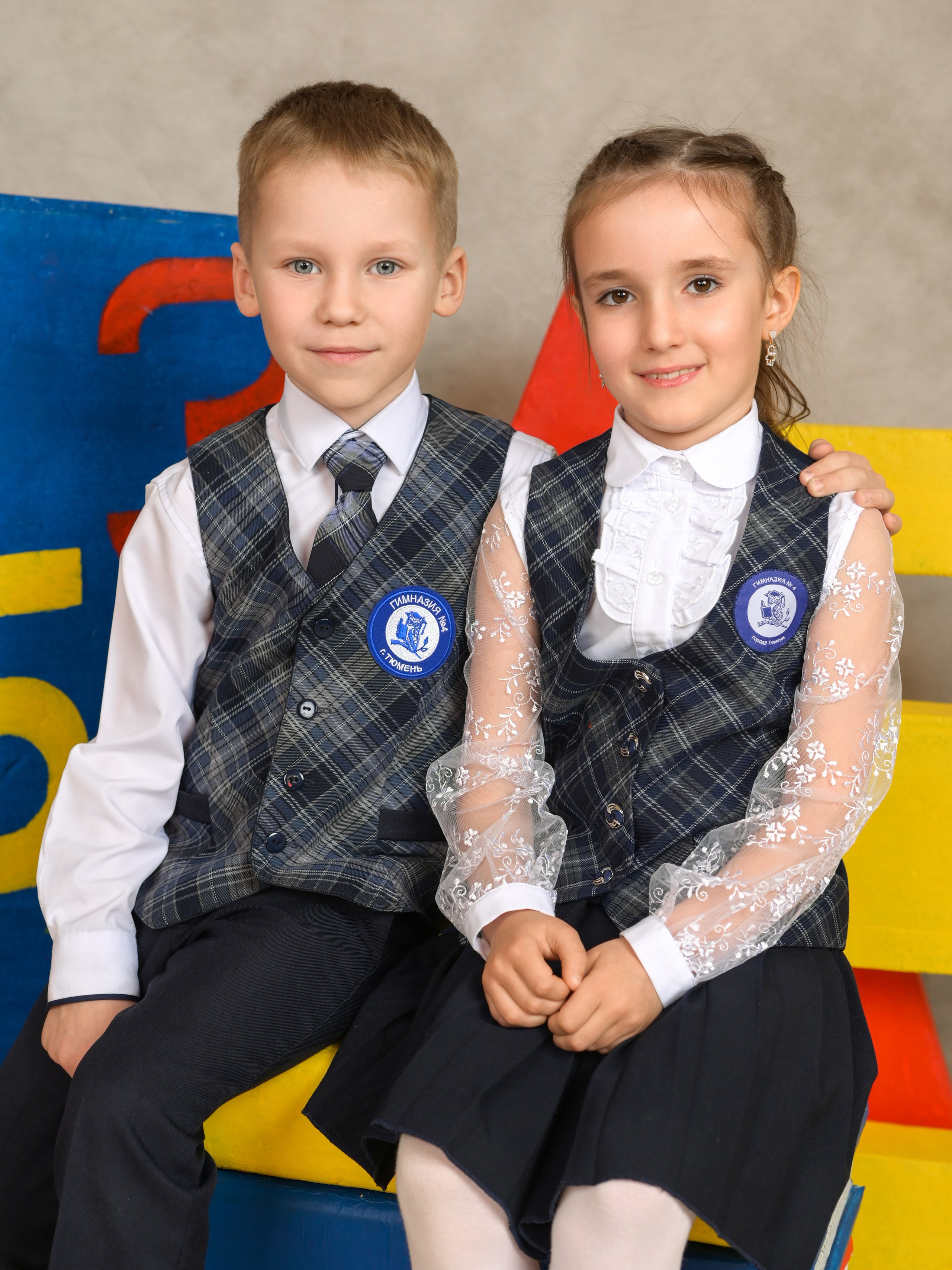 Общие фотографии 1-11 класс. Выпускные альбомы в Тюмени для школ, садов, вузов спортивных секций