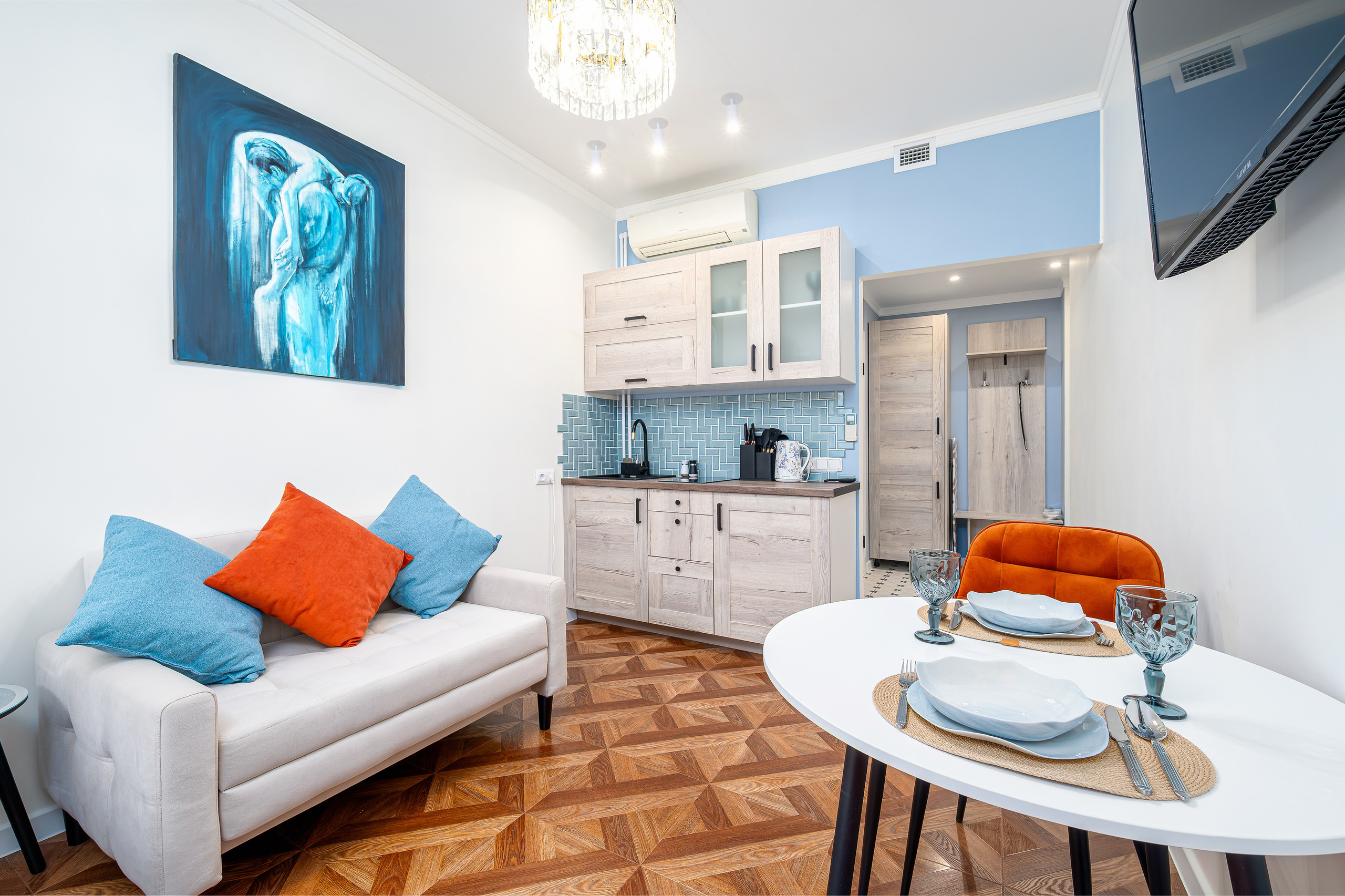 Студия под аренду. Интерьерный фотограф. Фото- видеосъемка недвижимости Санкт-Петербург