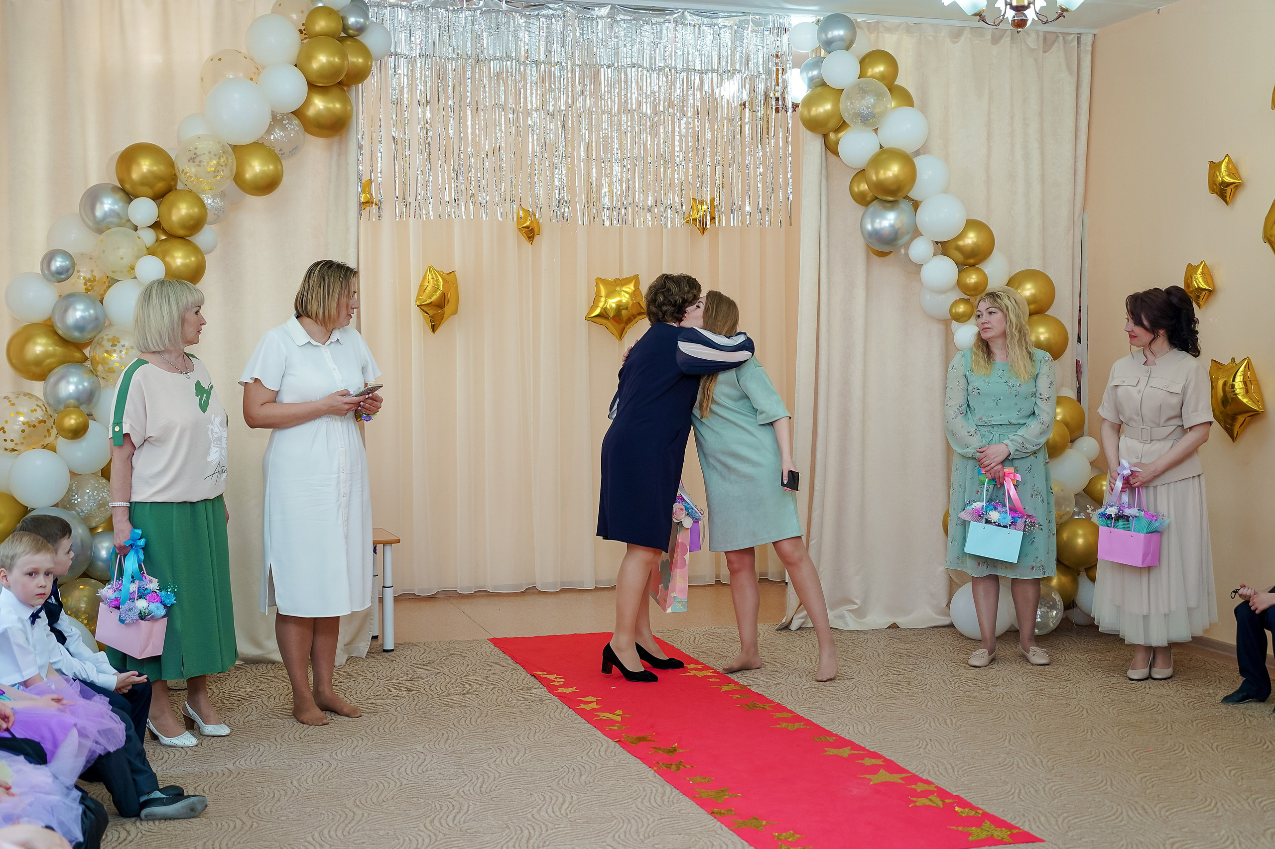 Фотосъемка видеосъёмка фотограф видеооператор новогодних утренников  в. Фотограф, видеооператор Нина Коршунова