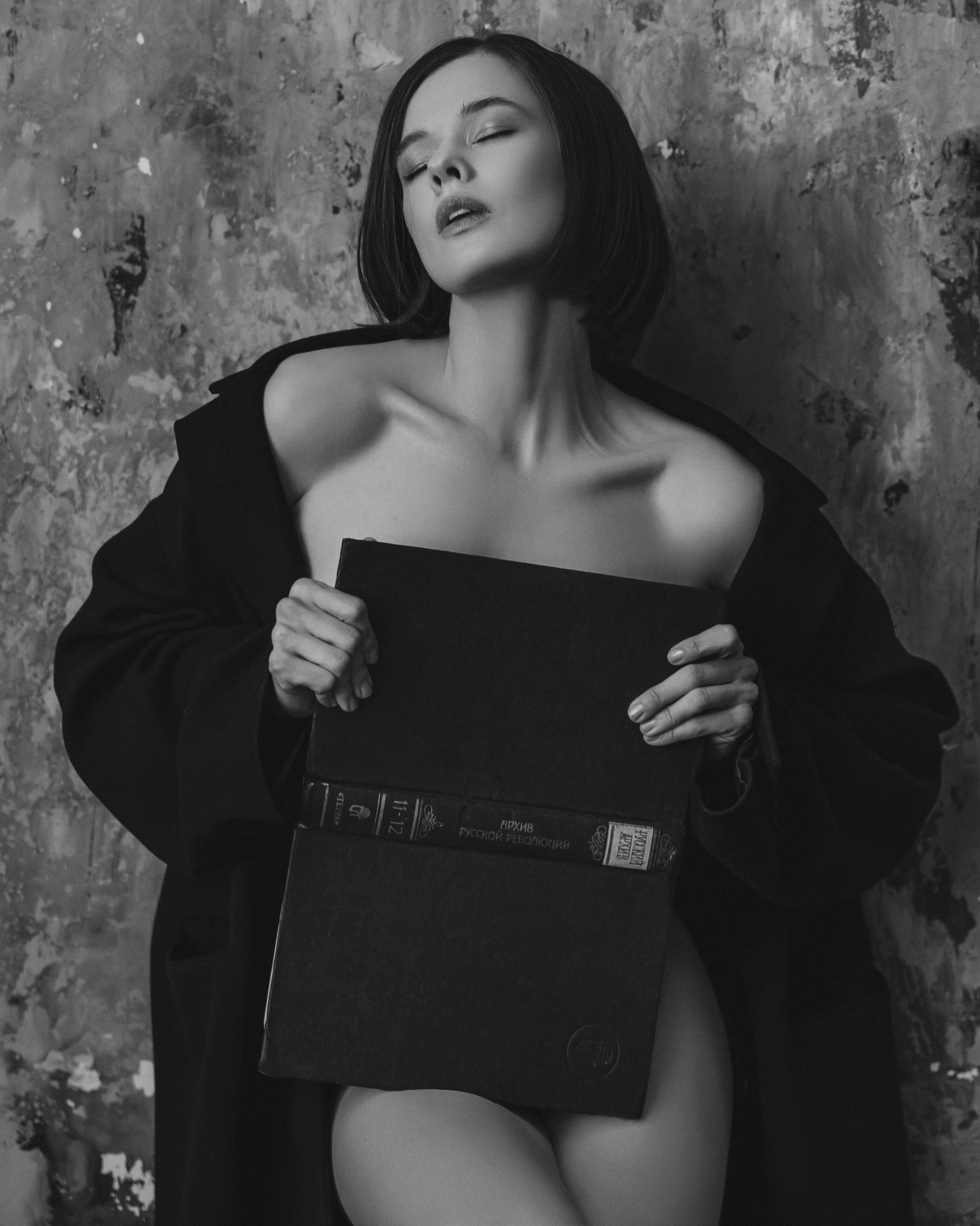 Атрибутика. Профессиональный фотограф в Москве