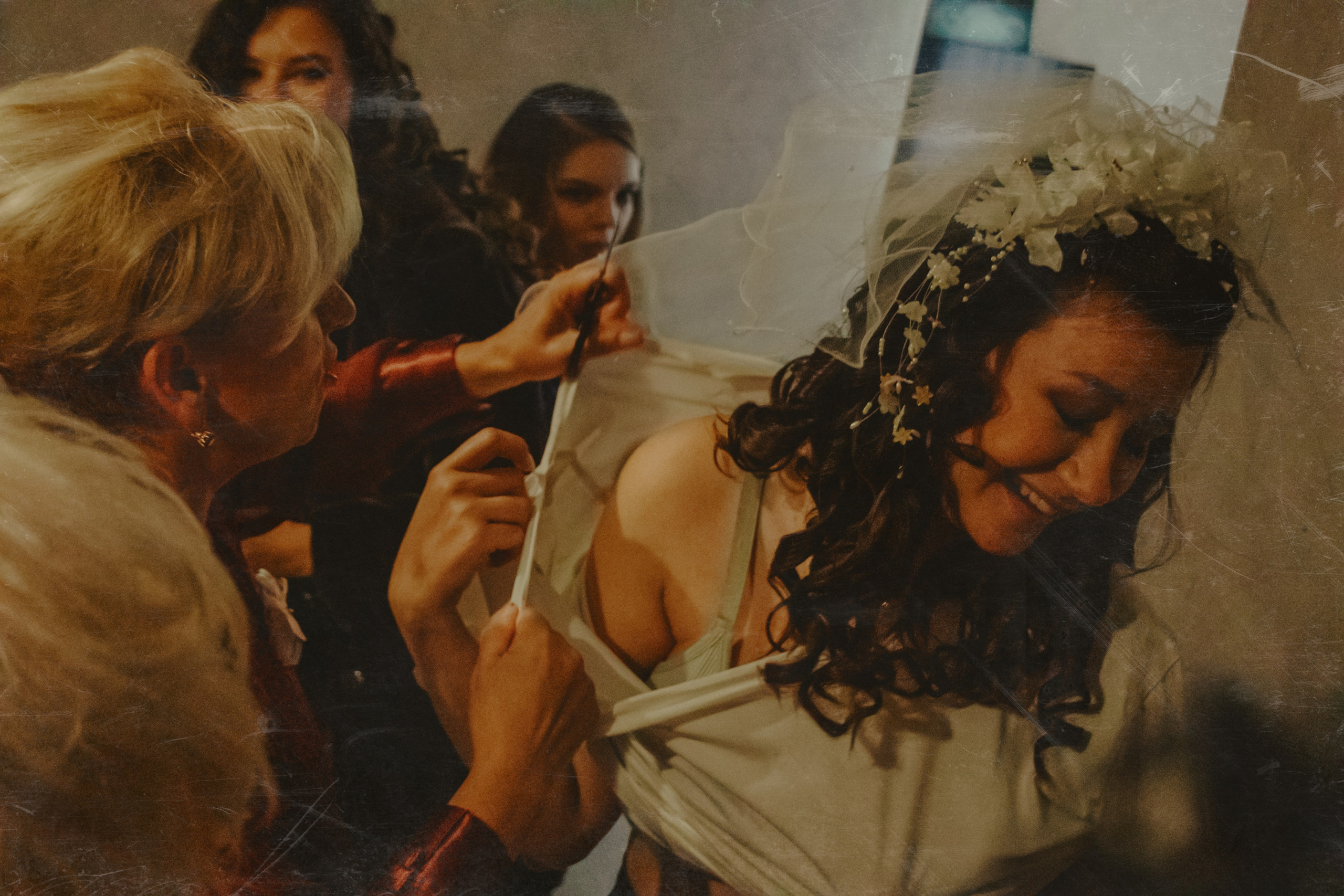 Свадебная фотосессия в стиле 90-х. Свадебный и семейный фотограф в Краснодарском крае Мария Данилкина