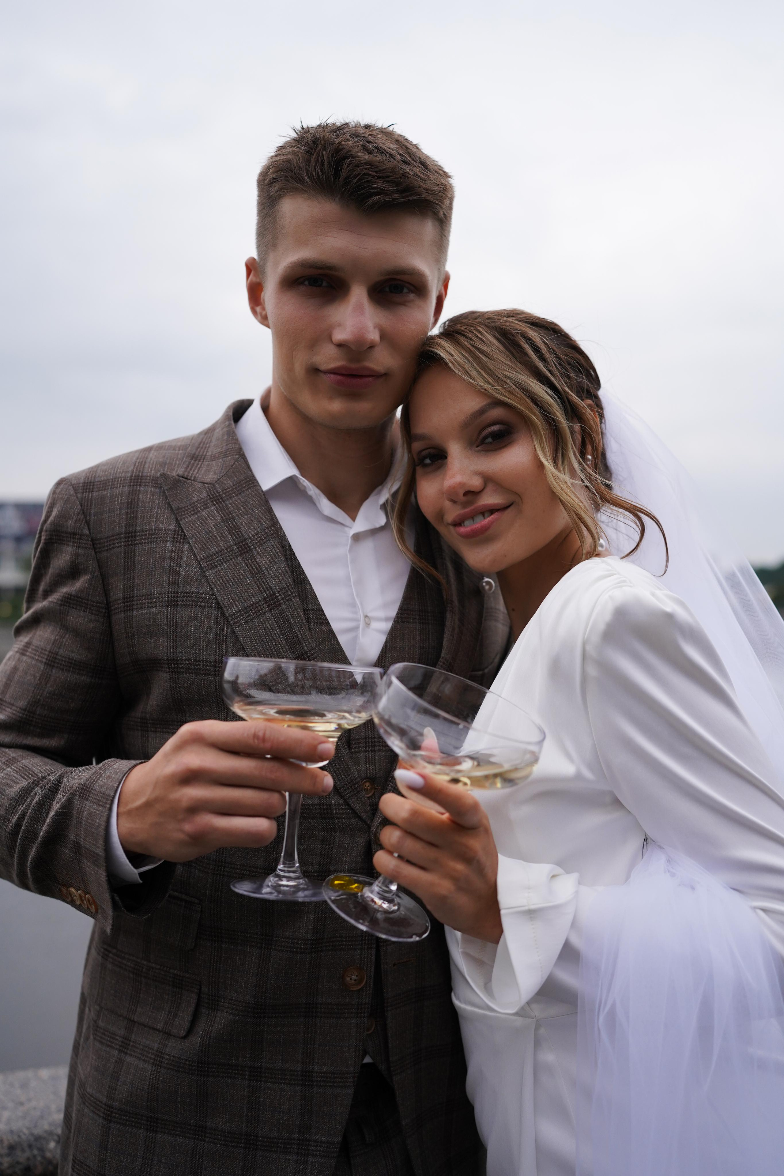 Камерная свадьба-прогулка в городе. Семейный фотограф в Москве Галина Гончар