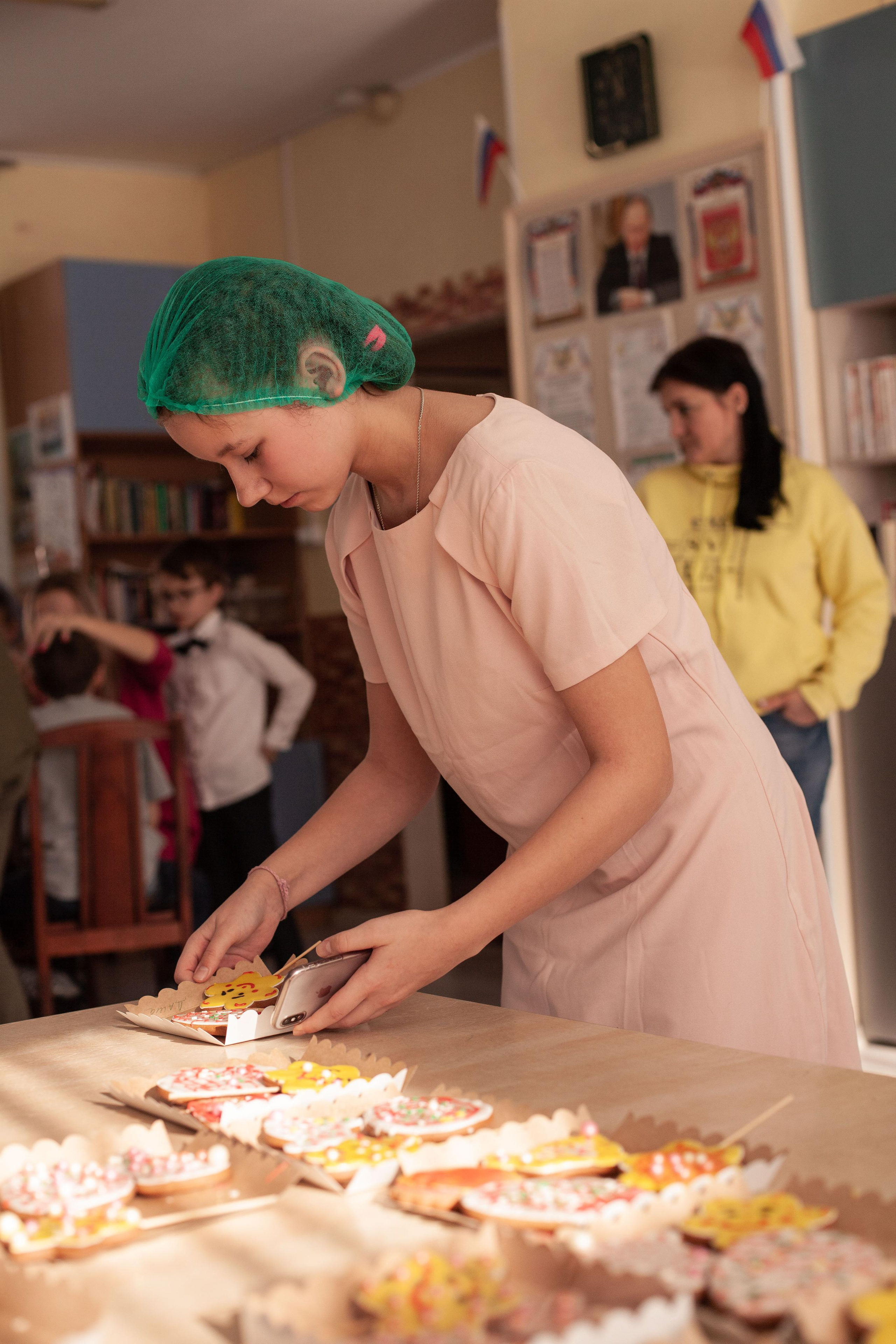 МК по росписи пряников в детском центре. Семейный и детский фотограф во Всеволосжке Людмила Квасова