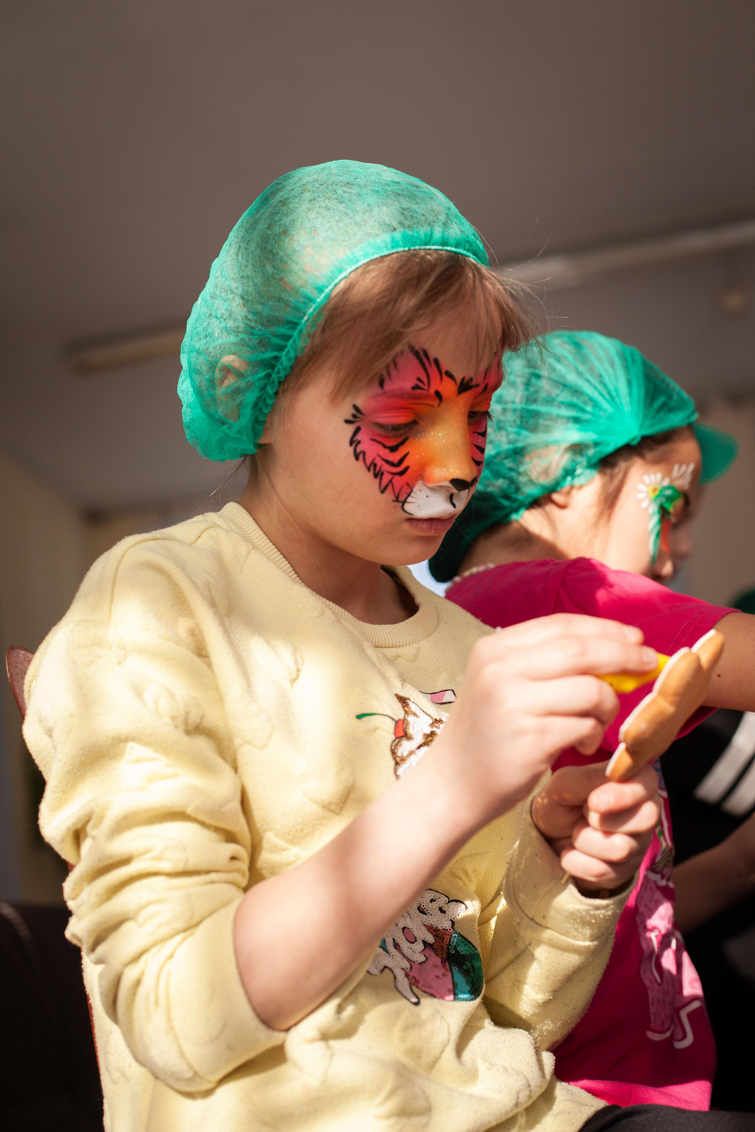 МК по росписи пряников в детском центре. Семейный и детский фотограф во Всеволосжке Людмила Квасова