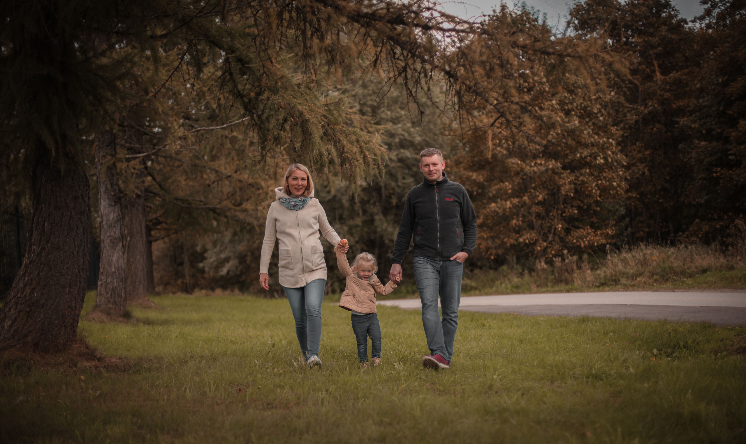 Семья осень. Семейный и детский фотограф во Всеволосжке Людмила Квасова