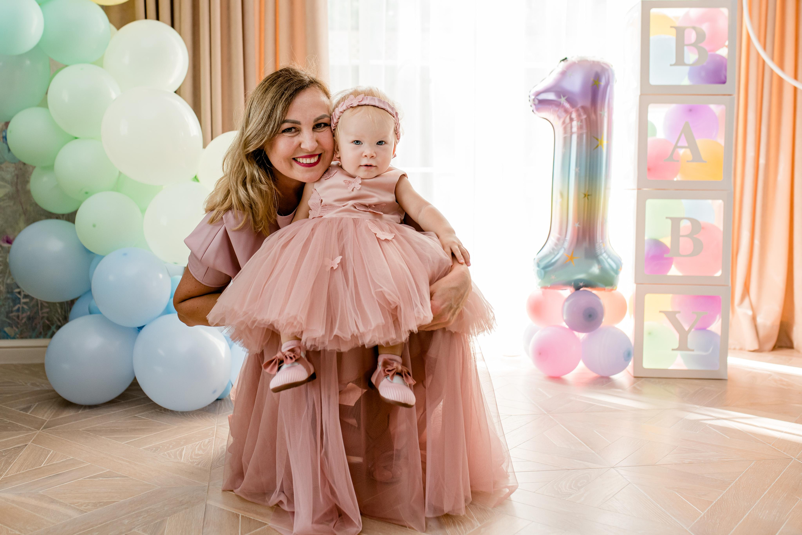 Арина, 1 годик (домашняя фотосессия). Фотограф новорожденных в Екатеринбурге Лена Ильина