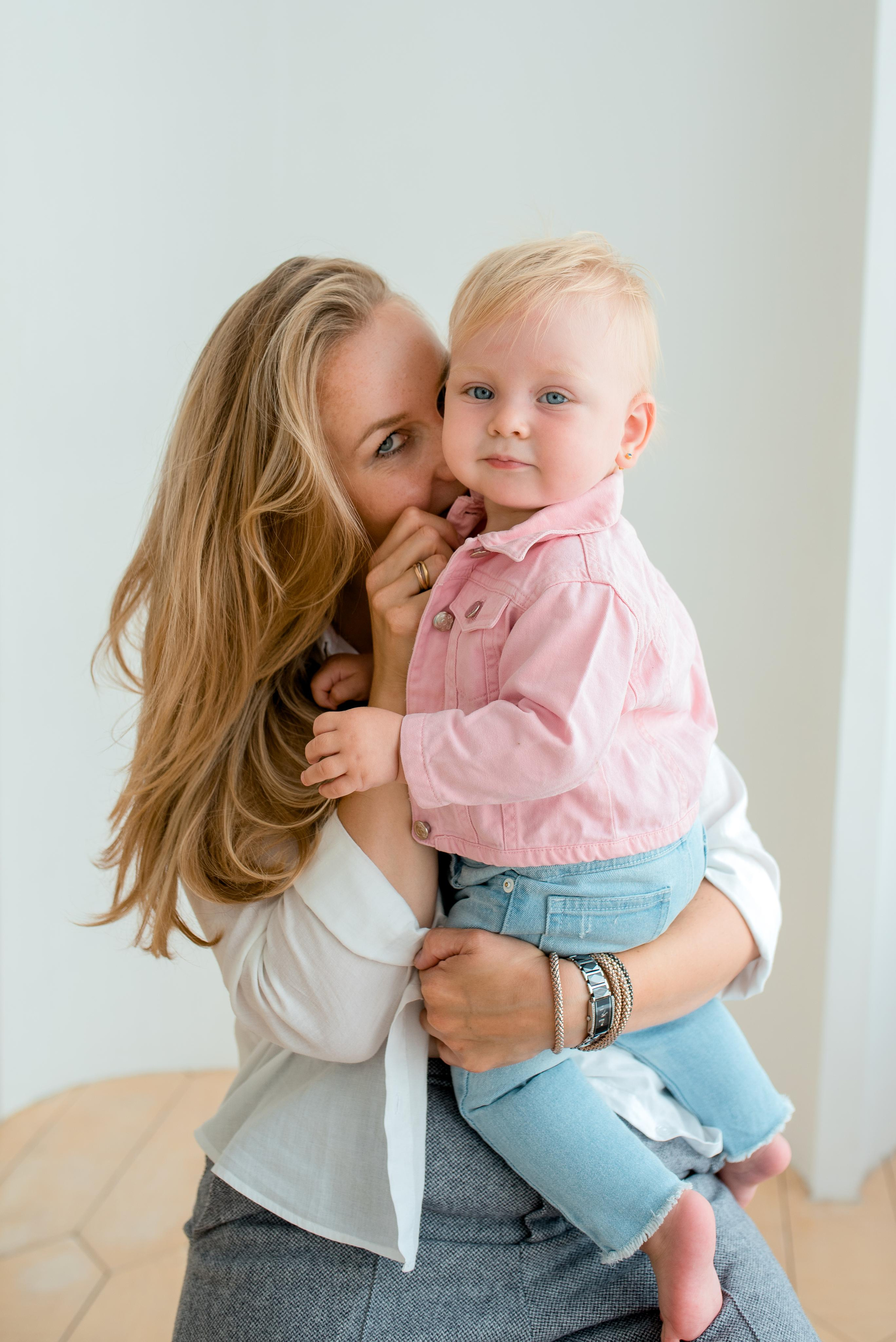 Лиза, 10 месяцев (фотостудия Maneken). Фотограф новорожденных в Екатеринбурге Лена Ильина