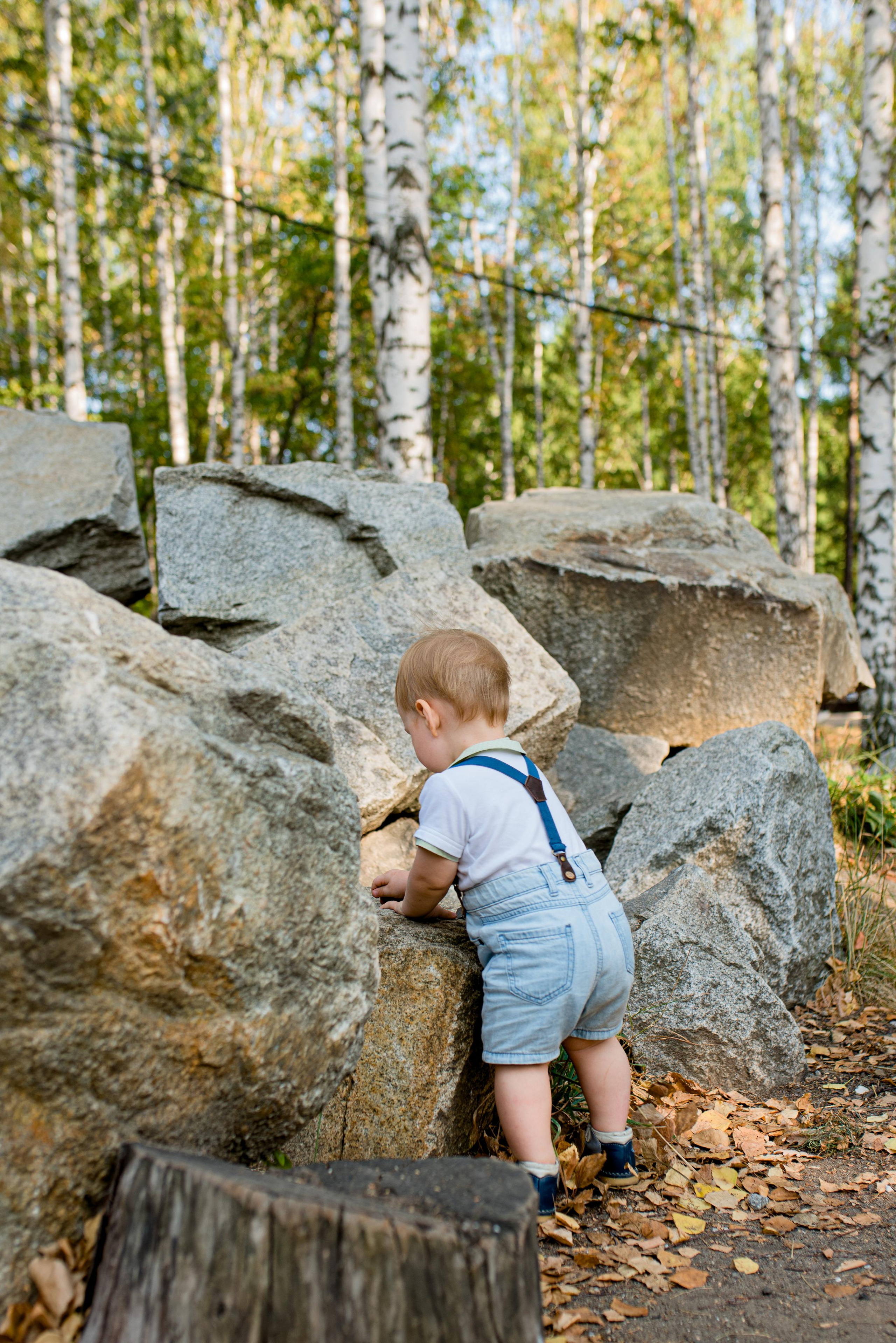 Данил, 1 годик (прогулочная фотосессия ЦПКиО Маяковского). Фотограф новорожденных в Екатеринбурге Лена Ильина