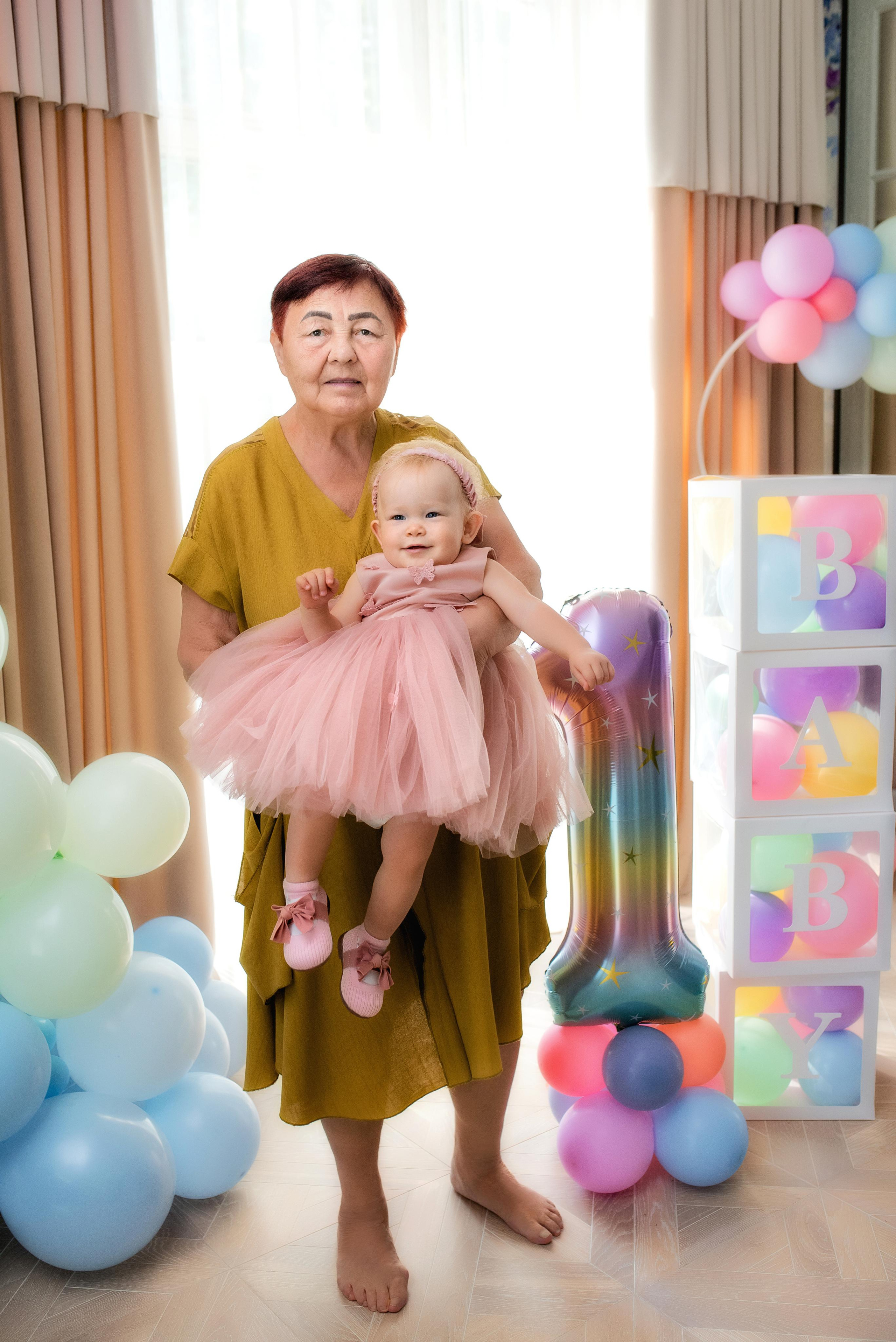 Арина, 1 годик (домашняя фотосессия). Фотограф новорожденных в Екатеринбурге Лена Ильина