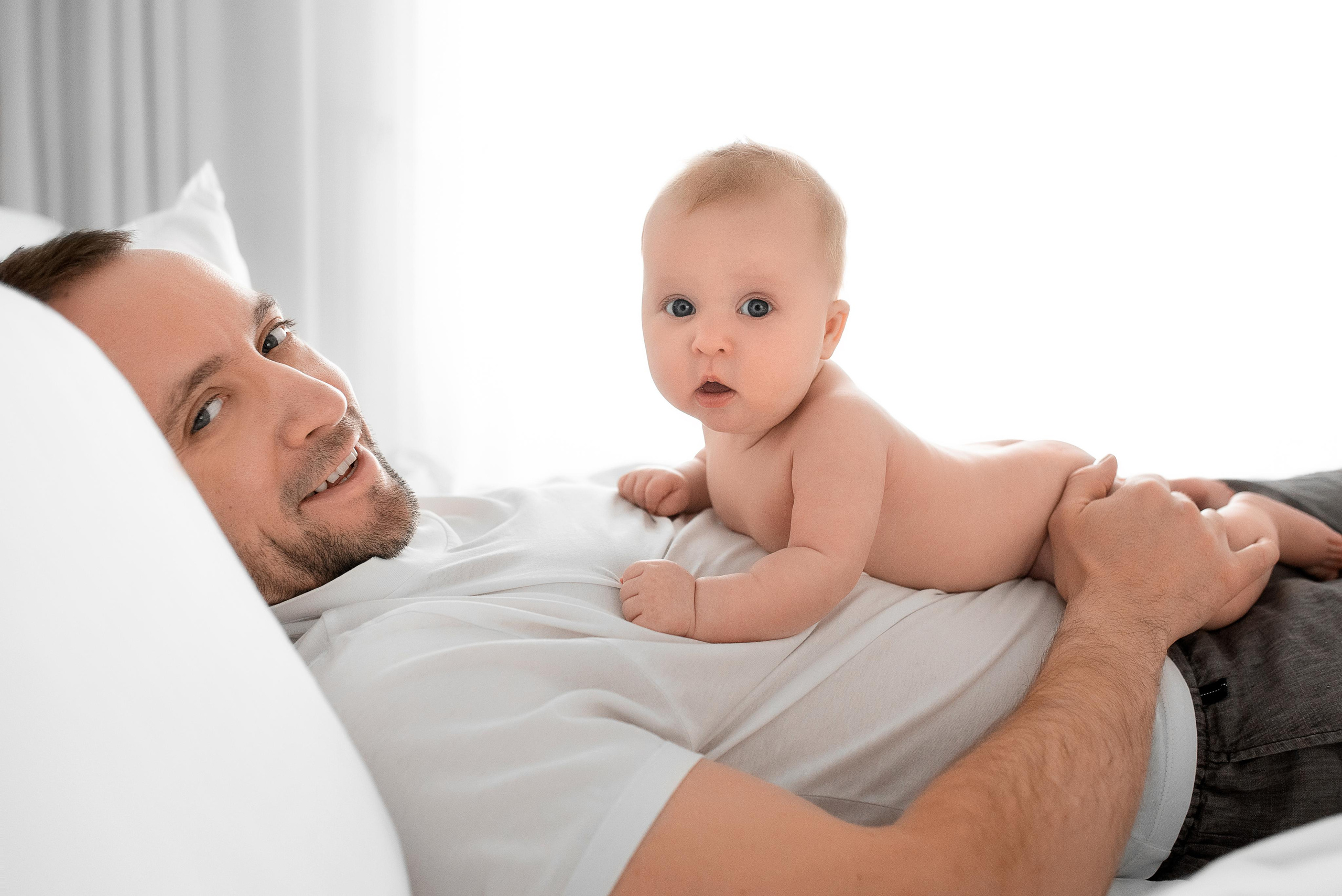 Александра, 3 месяца (домашняя фотосессия в стиле Lifestyle). Фотограф новорожденных в Екатеринбурге Лена Ильина