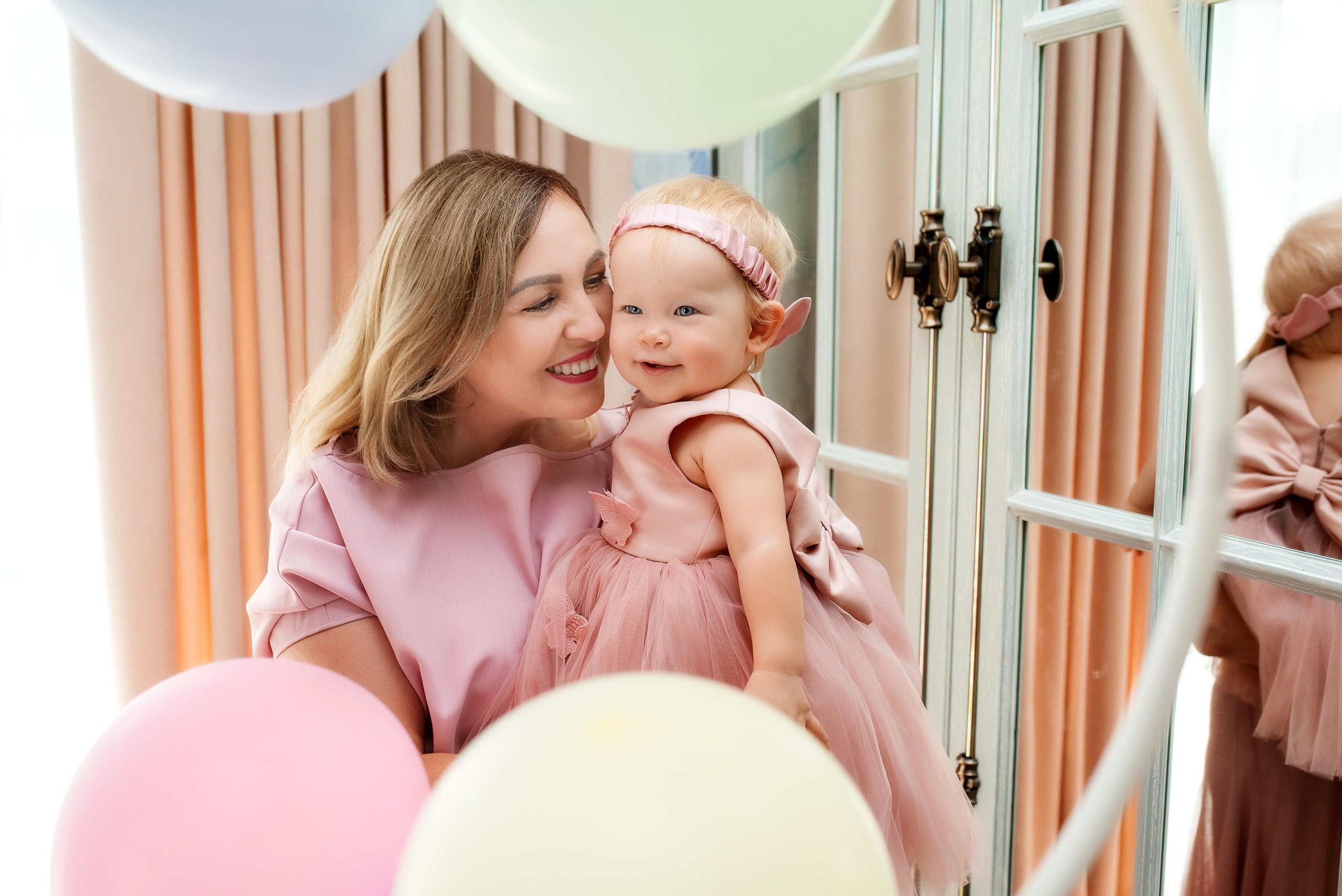 Арина, 1 годик (домашняя фотосессия). Фотограф новорожденных в Екатеринбурге Лена Ильина