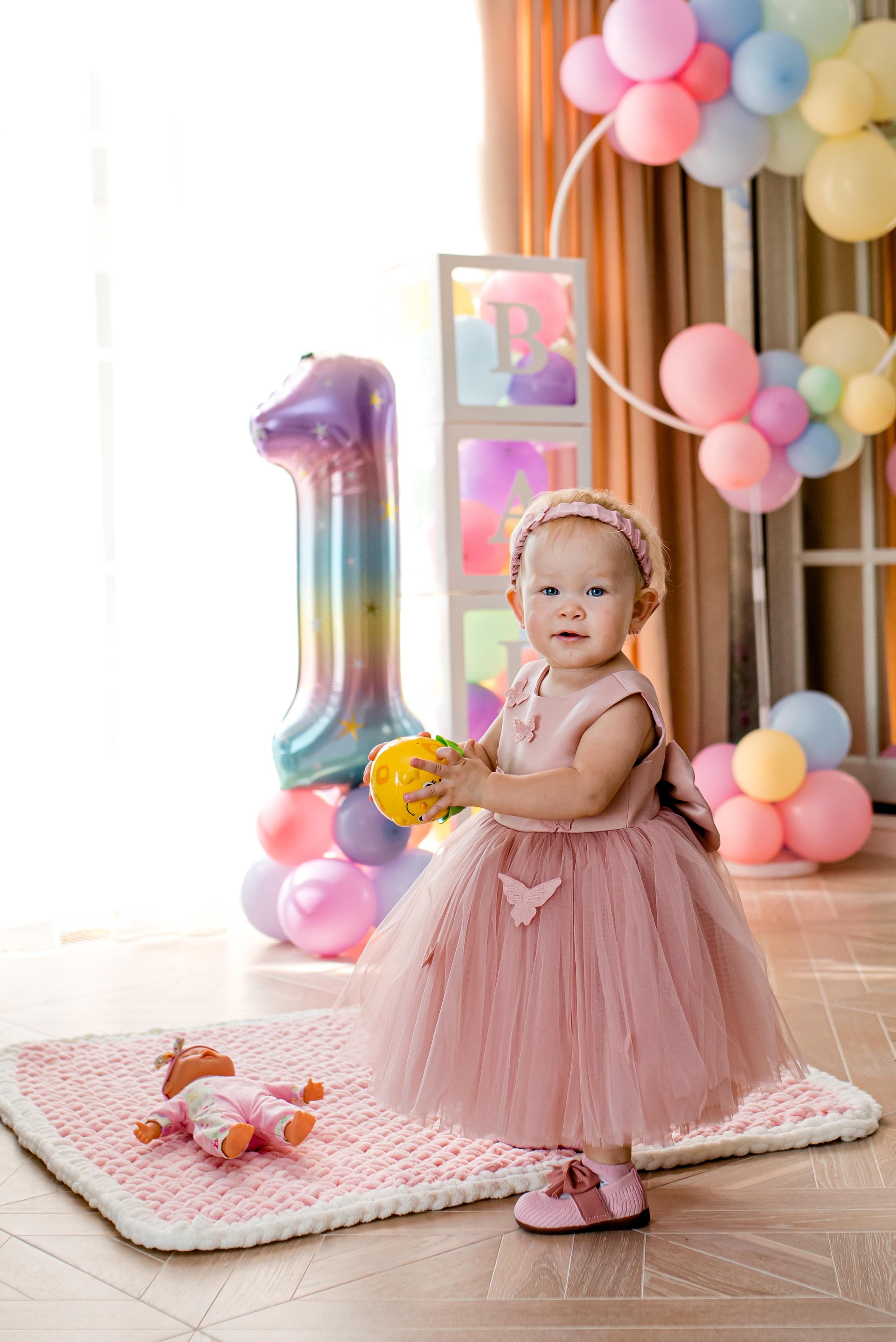 Арина, 1 годик (домашняя фотосессия). Фотограф новорожденных в Екатеринбурге Лена Ильина