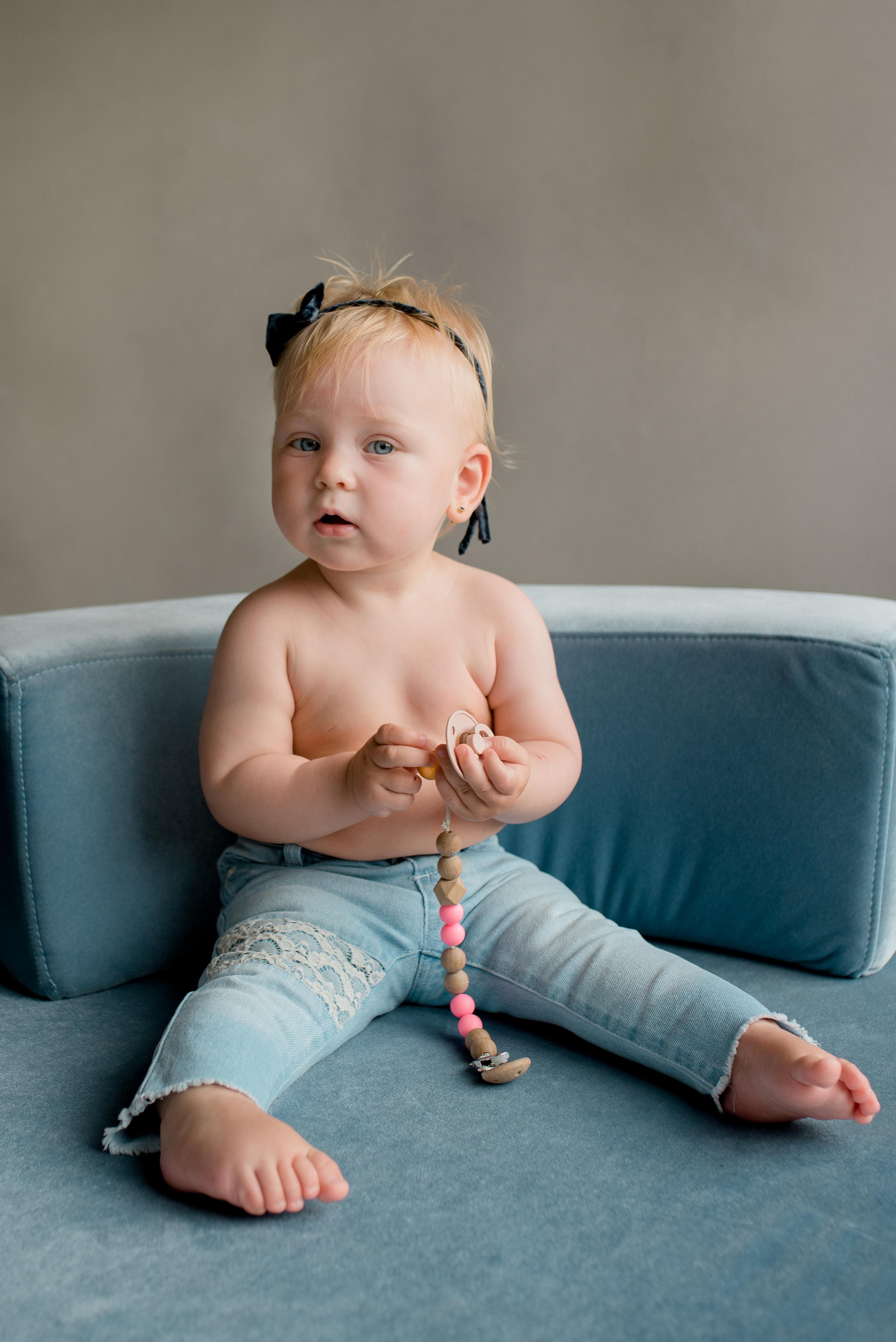 Лиза, 10 месяцев (фотостудия Maneken). Фотограф новорожденных в Екатеринбурге Лена Ильина