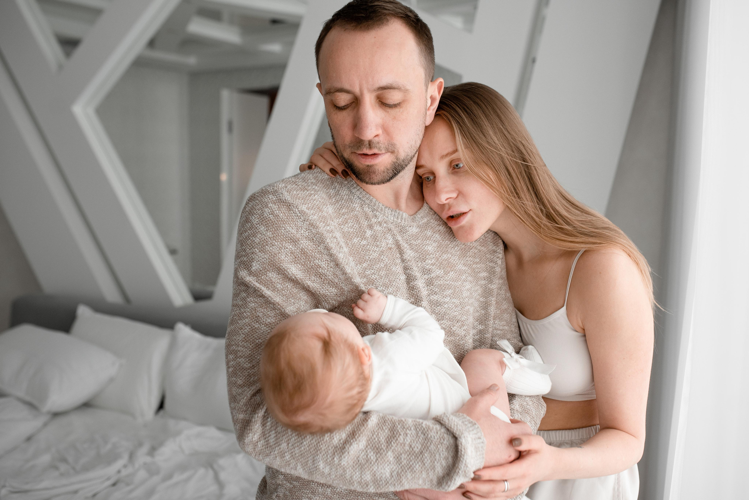 Александра, 3 месяца (домашняя фотосессия в стиле Lifestyle). Фотограф новорожденных в Екатеринбурге Лена Ильина