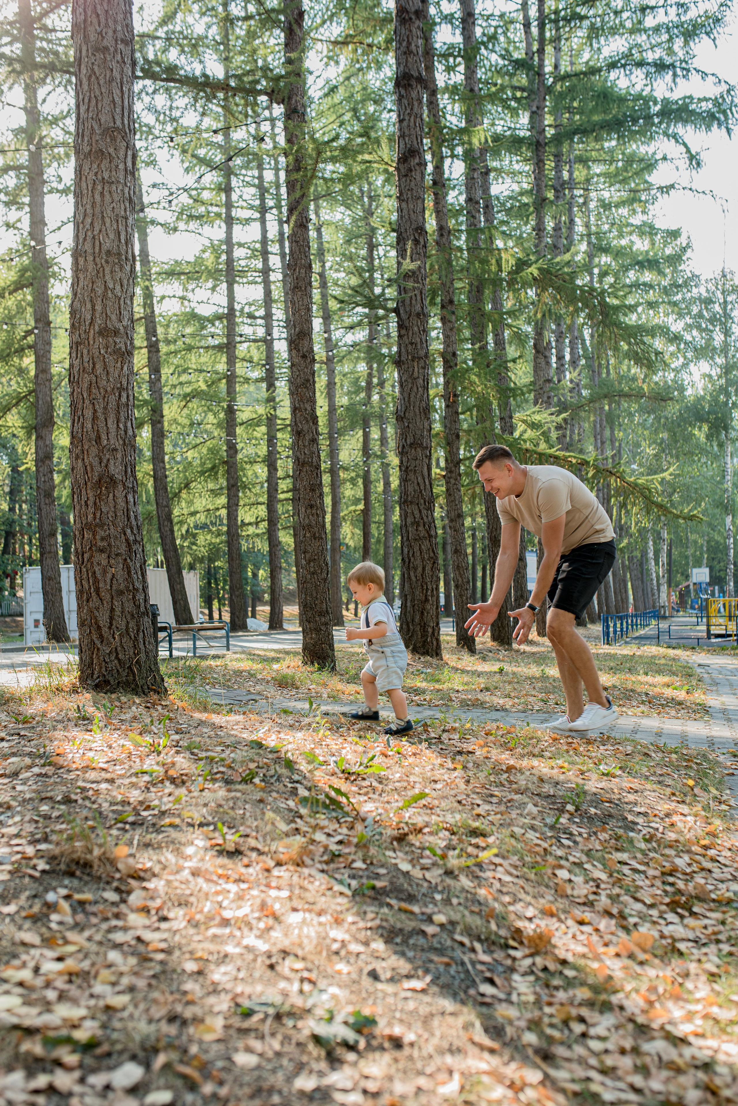 Данил, 1 годик (прогулочная фотосессия ЦПКиО Маяковского). Фотограф новорожденных в Екатеринбурге Лена Ильина
