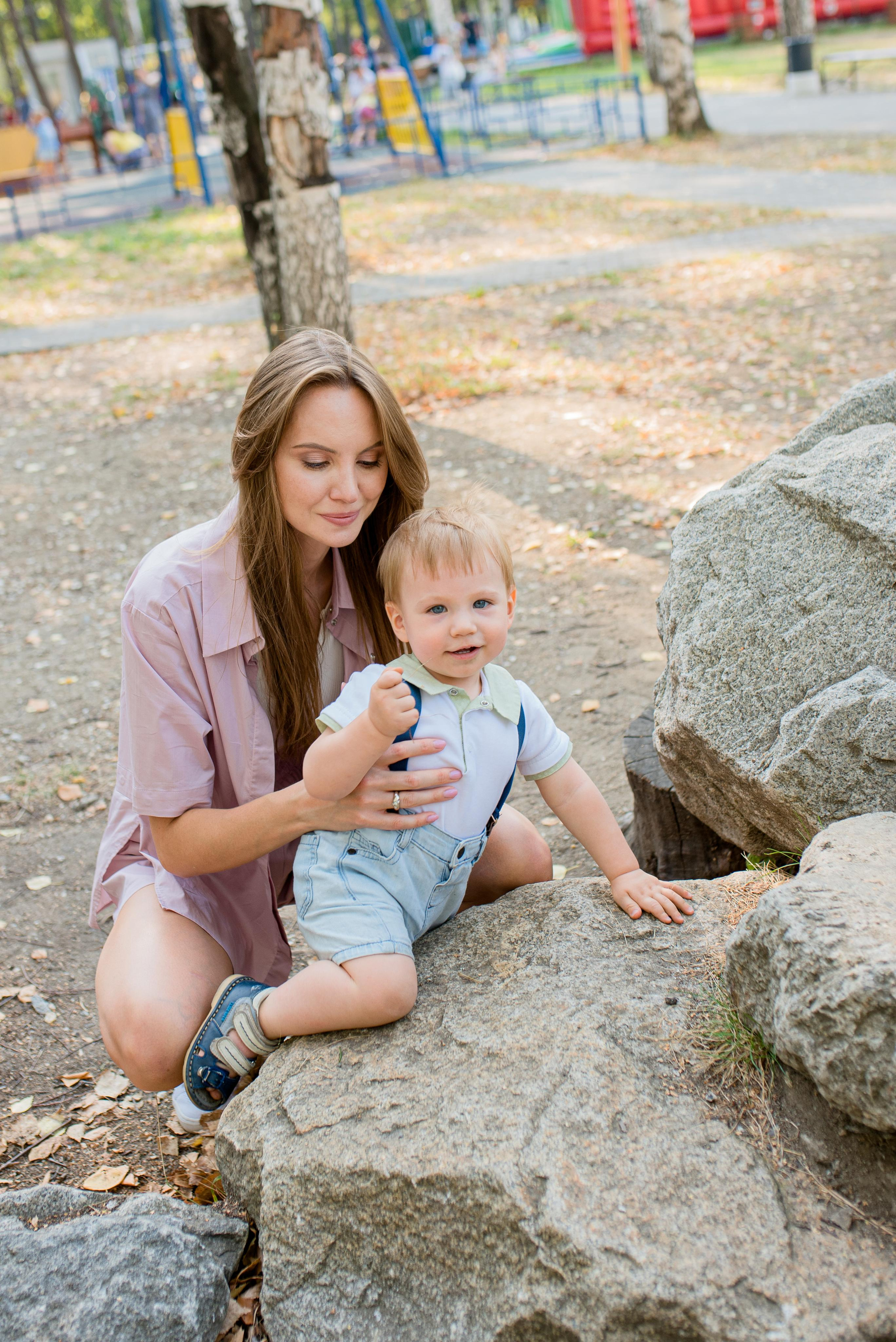 Данил, 1 годик (прогулочная фотосессия ЦПКиО Маяковского). Фотограф новорожденных в Екатеринбурге Лена Ильина