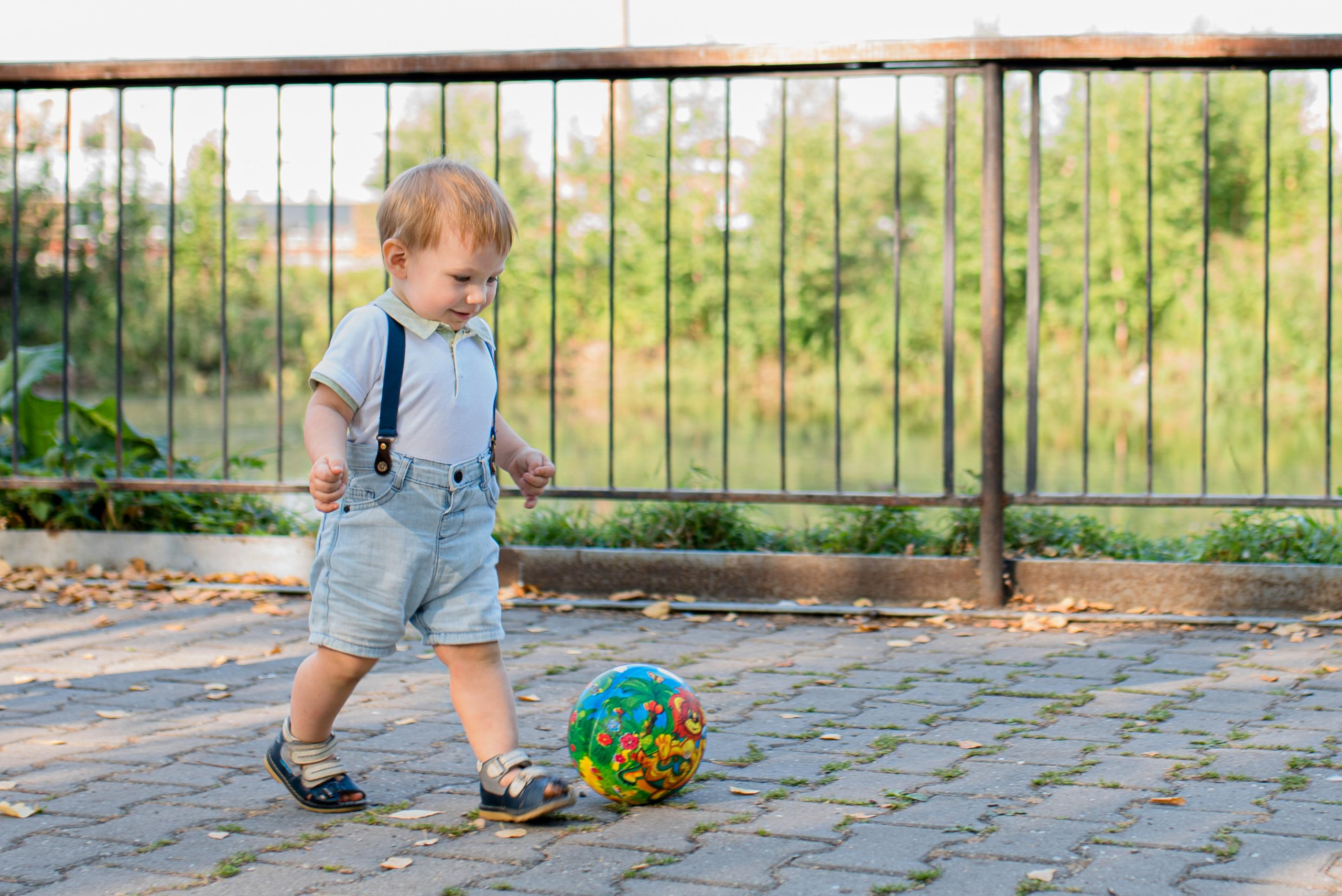 Данил, 1 годик (прогулочная фотосессия ЦПКиО Маяковского). Фотограф новорожденных в Екатеринбурге Лена Ильина