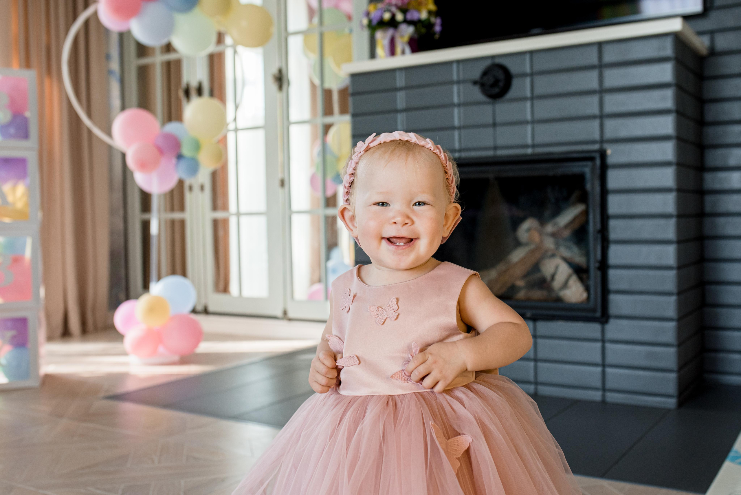 Арина, 1 годик (домашняя фотосессия). Фотограф новорожденных в Екатеринбурге Лена Ильина