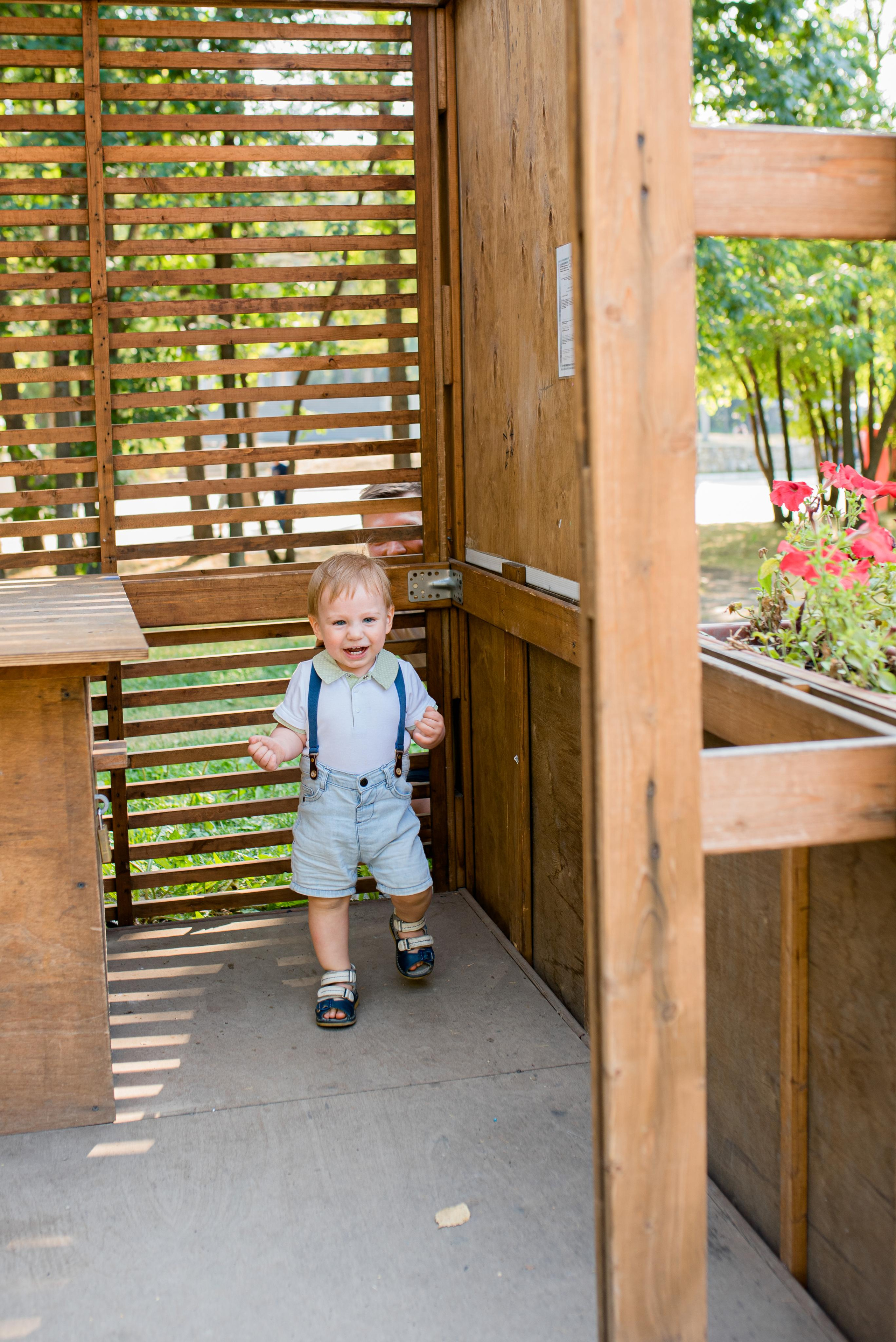 Данил, 1 годик (прогулочная фотосессия ЦПКиО Маяковского). Фотограф новорожденных в Екатеринбурге Лена Ильина