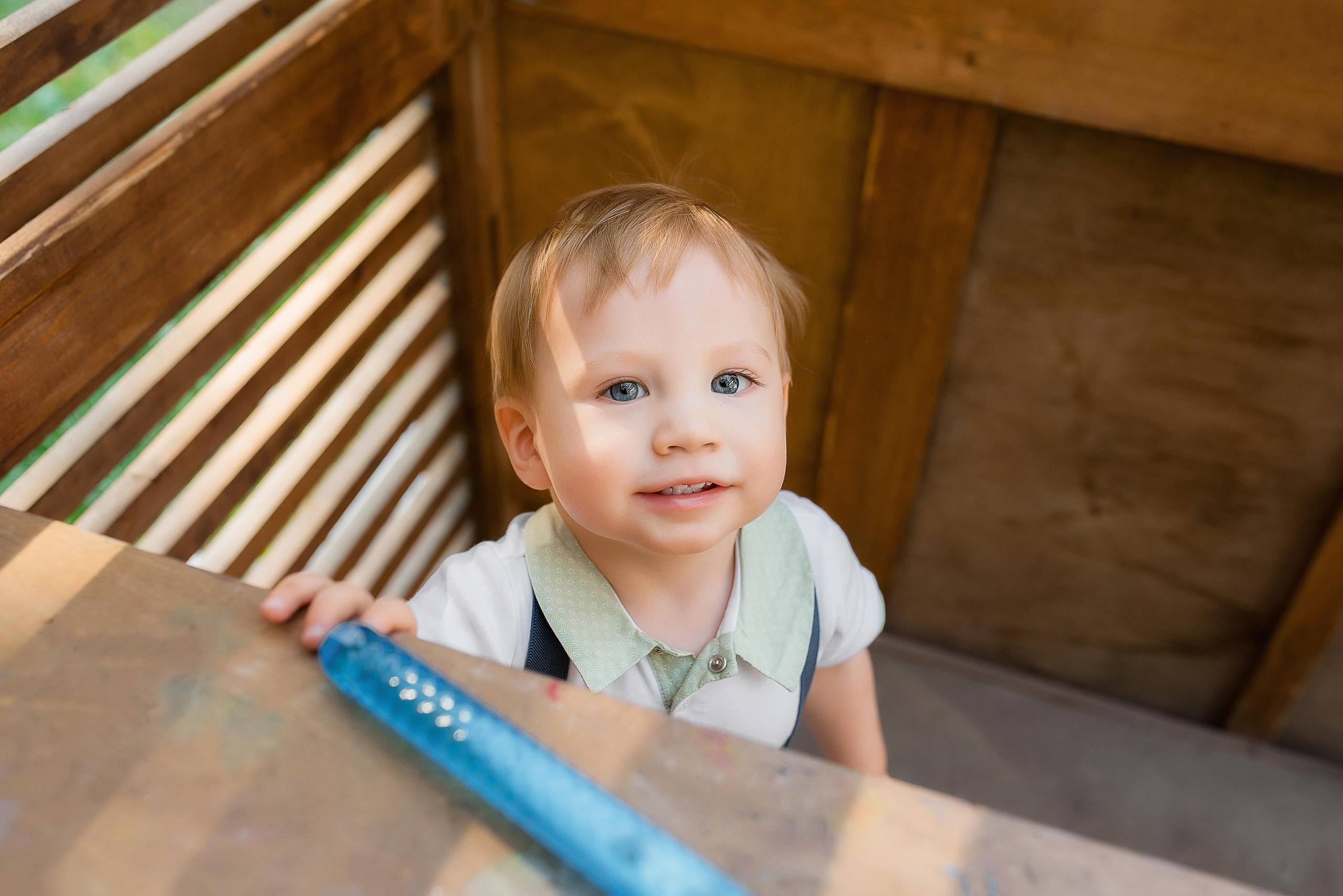 Данил, 1 годик (прогулочная фотосессия ЦПКиО Маяковского). Фотограф новорожденных в Екатеринбурге Лена Ильина