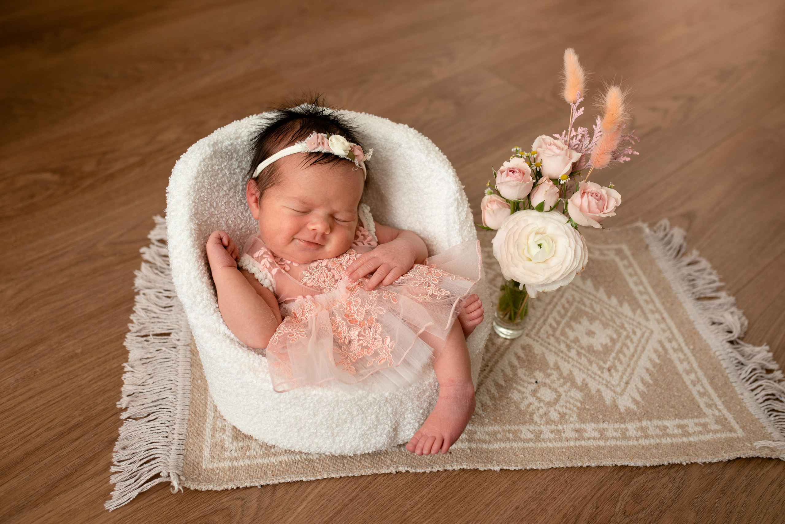 Стефания. Фотограф новорожденных в Екатеринбурге Лена Ильина