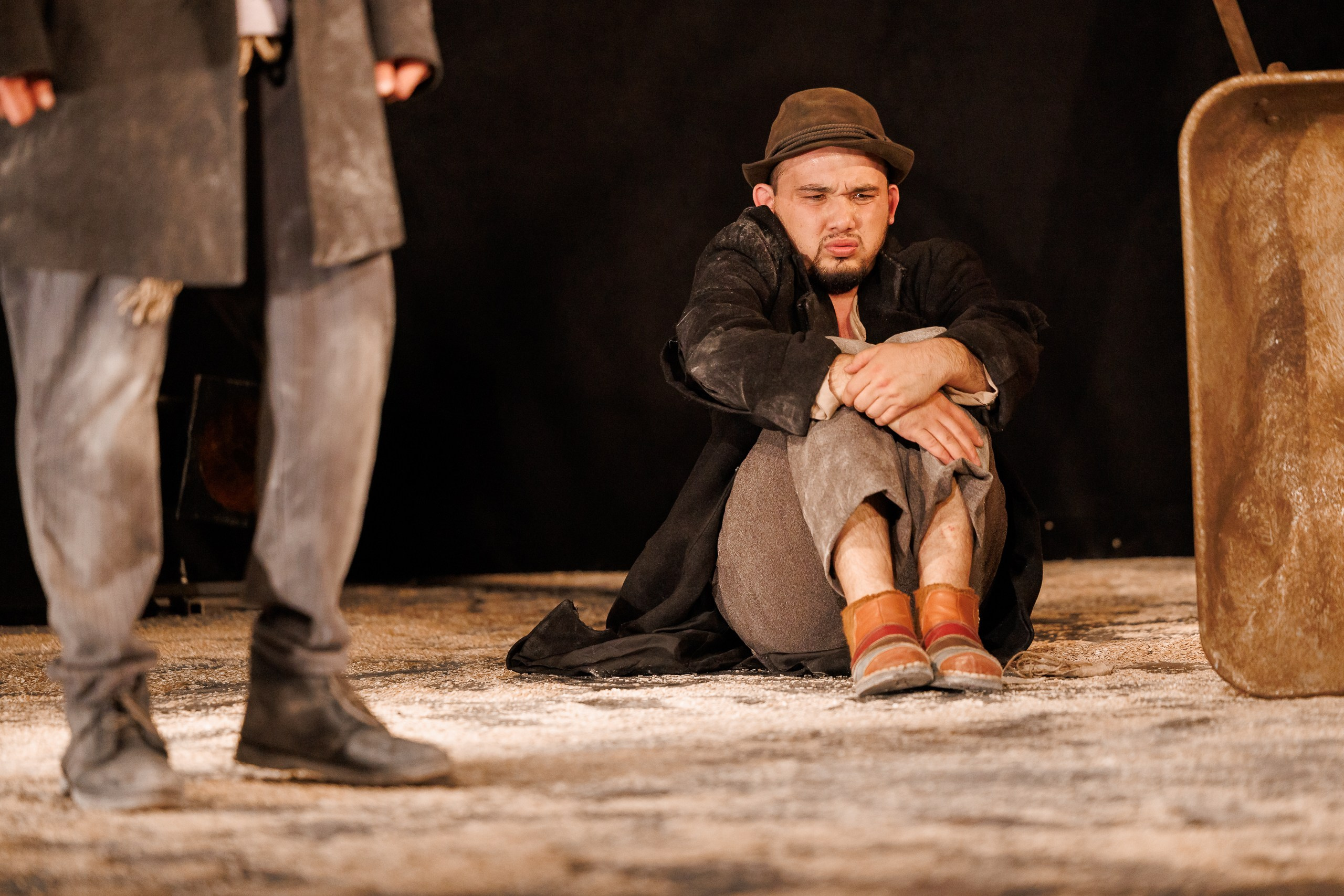 Спектакль «В ожидании Годо» от театра Д. Лица в СПб. Фотограф в Санкт-Петербурге — Сергей Петров