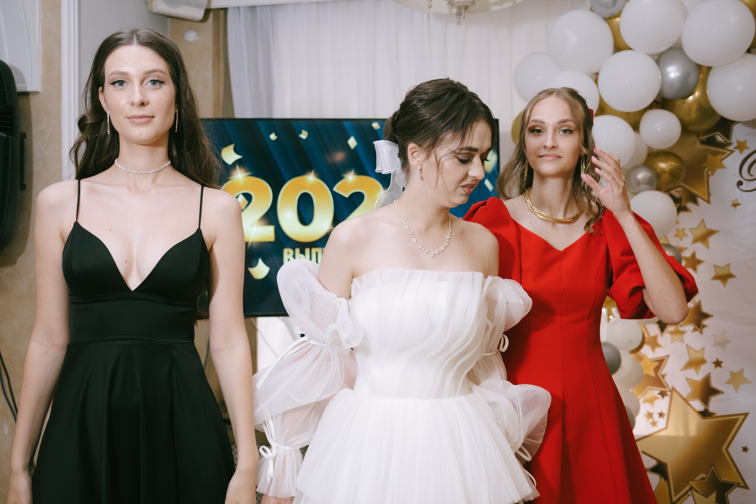 Выпускной школа 33. Свадебный и репортажной фотограф Денис Ожигин в Краснодаре и Краснодарском крае