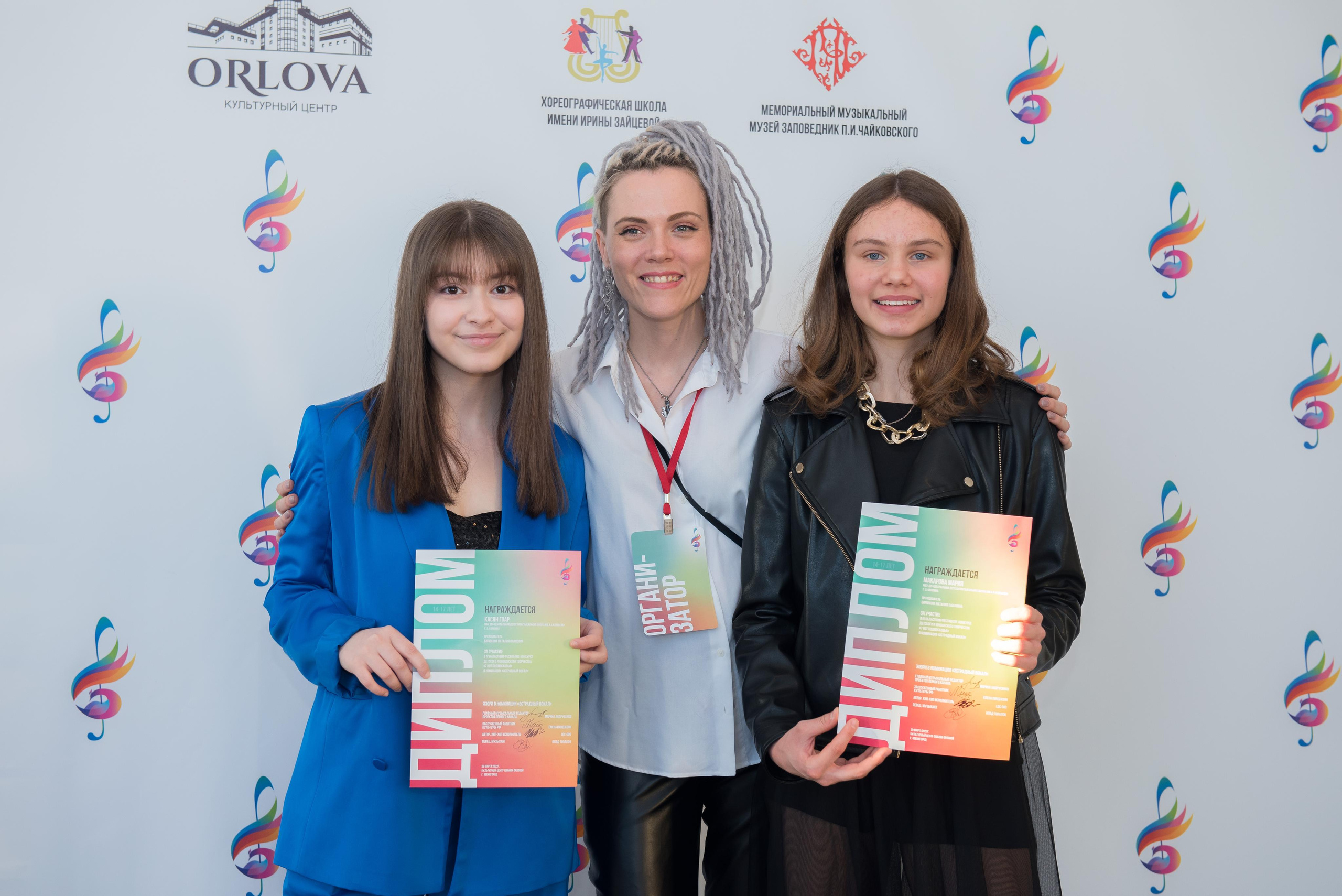 7 нот Подмосковья — Звенигород. Бренд-фотограф для экспертов и блогеров в Москве Влада Горбовская