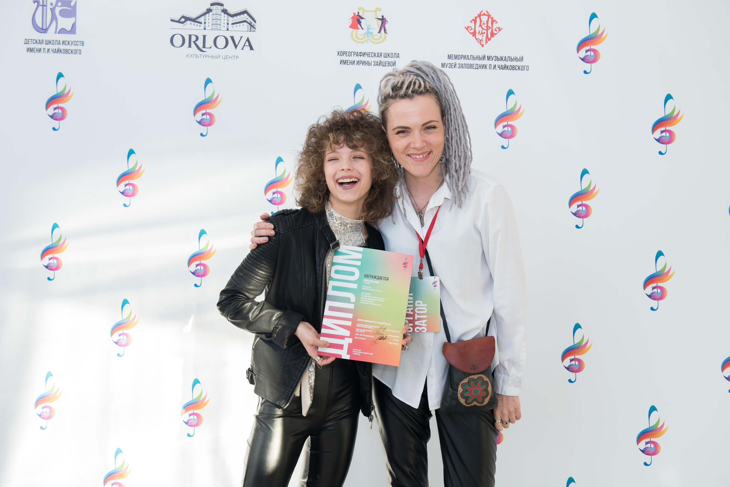 7 нот Подмосковья — Звенигород. Бренд-фотограф для экспертов и блогеров в Москве Влада Горбовская