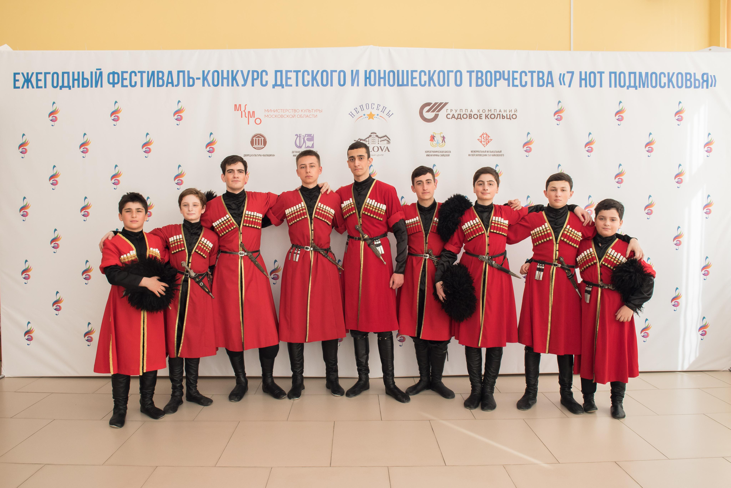 7 нот Подмосковья — Наро-Фоминск. Бренд-фотограф для экспертов и блогеров в Москве Влада Горбовская