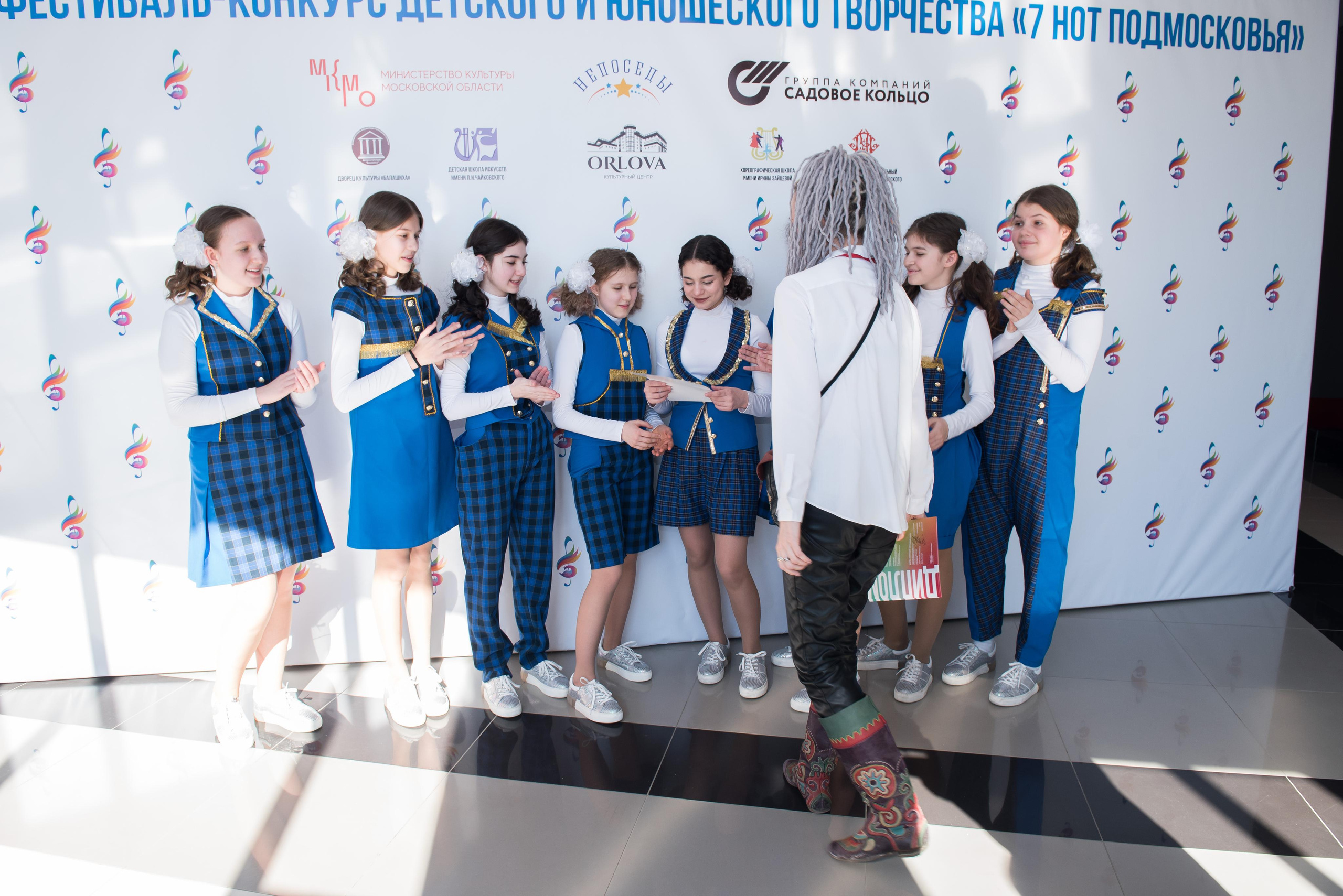 7 нот Подмосковья — Звенигород. Бренд-фотограф для экспертов и блогеров в Москве Влада Горбовская