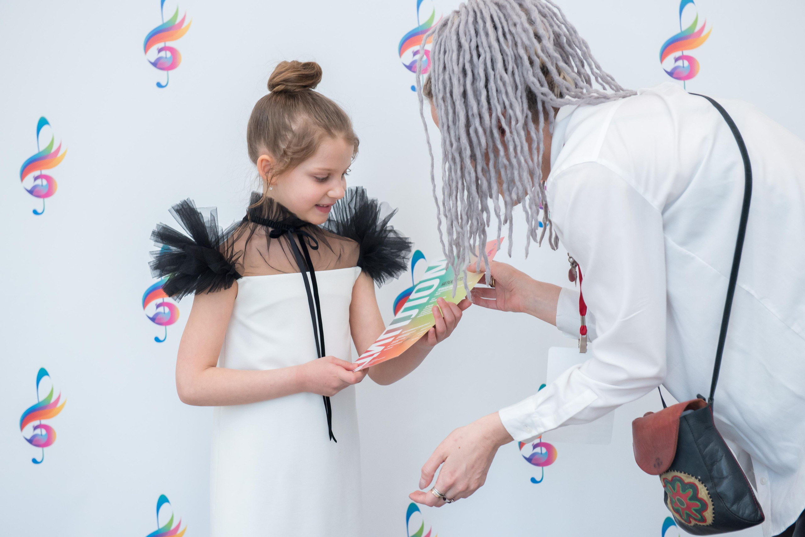 7 нот Подмосковья — Звенигород. Бренд-фотограф для экспертов и блогеров в Москве Влада Горбовская