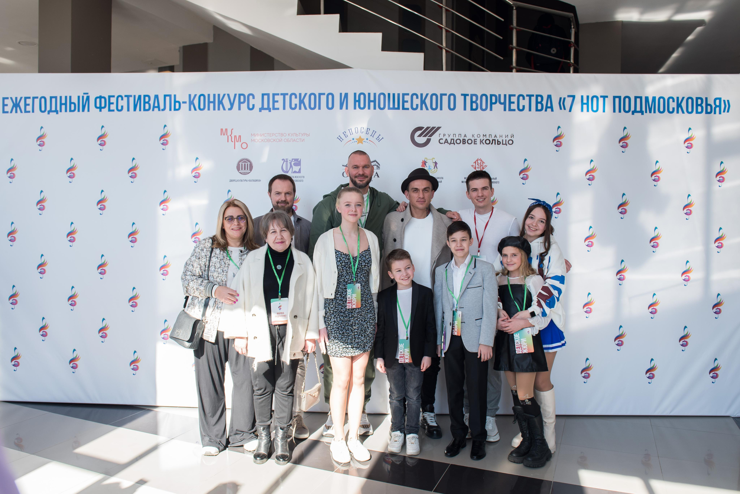 7 нот Подмосковья — Звенигород. Бренд-фотограф для экспертов и блогеров в Москве Влада Горбовская