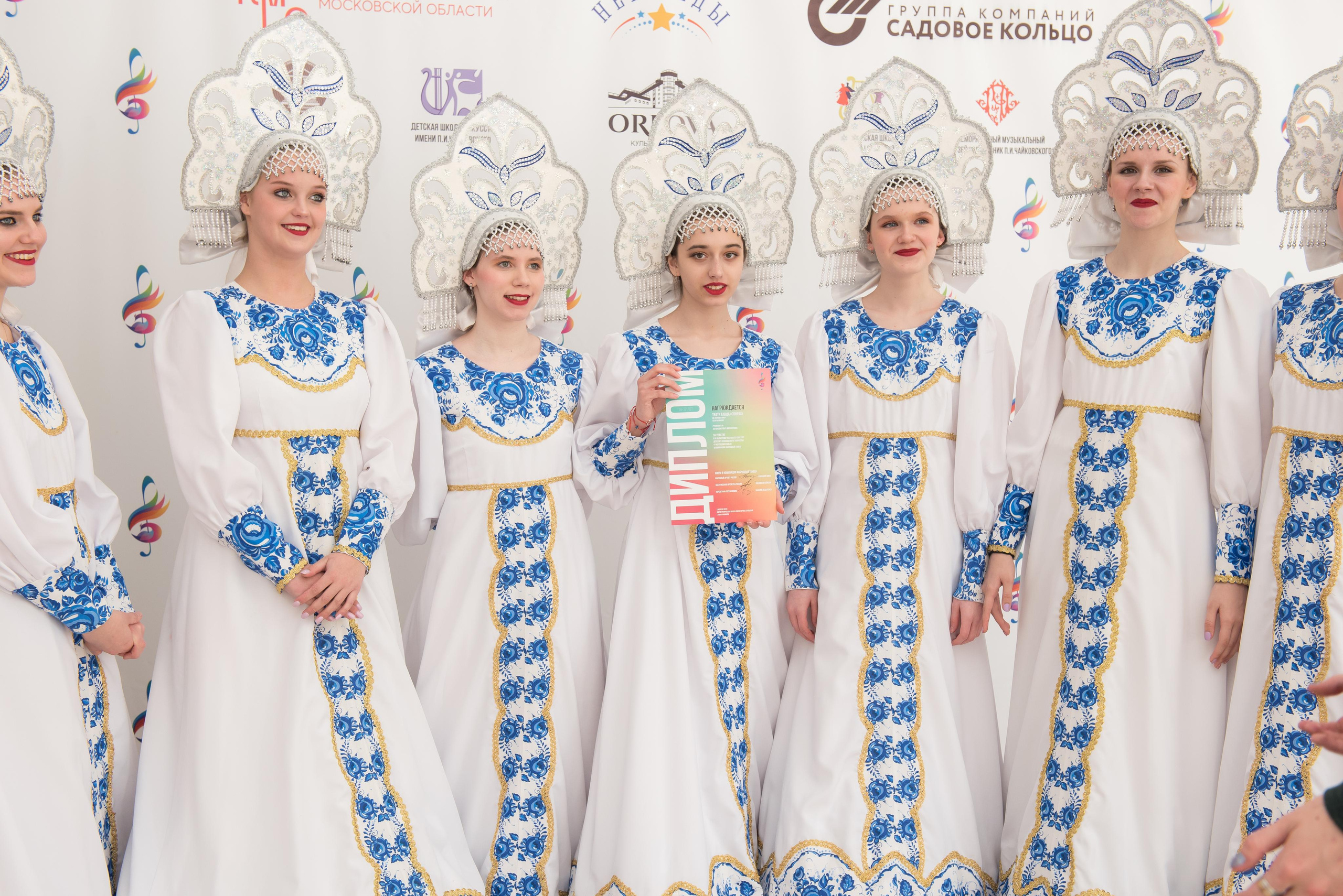 7 нот Подмосковья — Наро-Фоминск. Бренд-фотограф для экспертов и блогеров в Москве Влада Горбовская