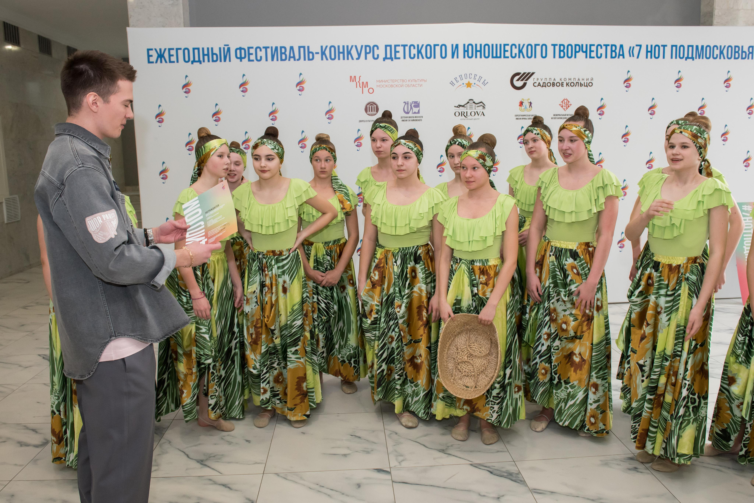 7 нот Подмосковья — Балашиха. Бренд-фотограф для экспертов и блогеров в Москве Влада Горбовская