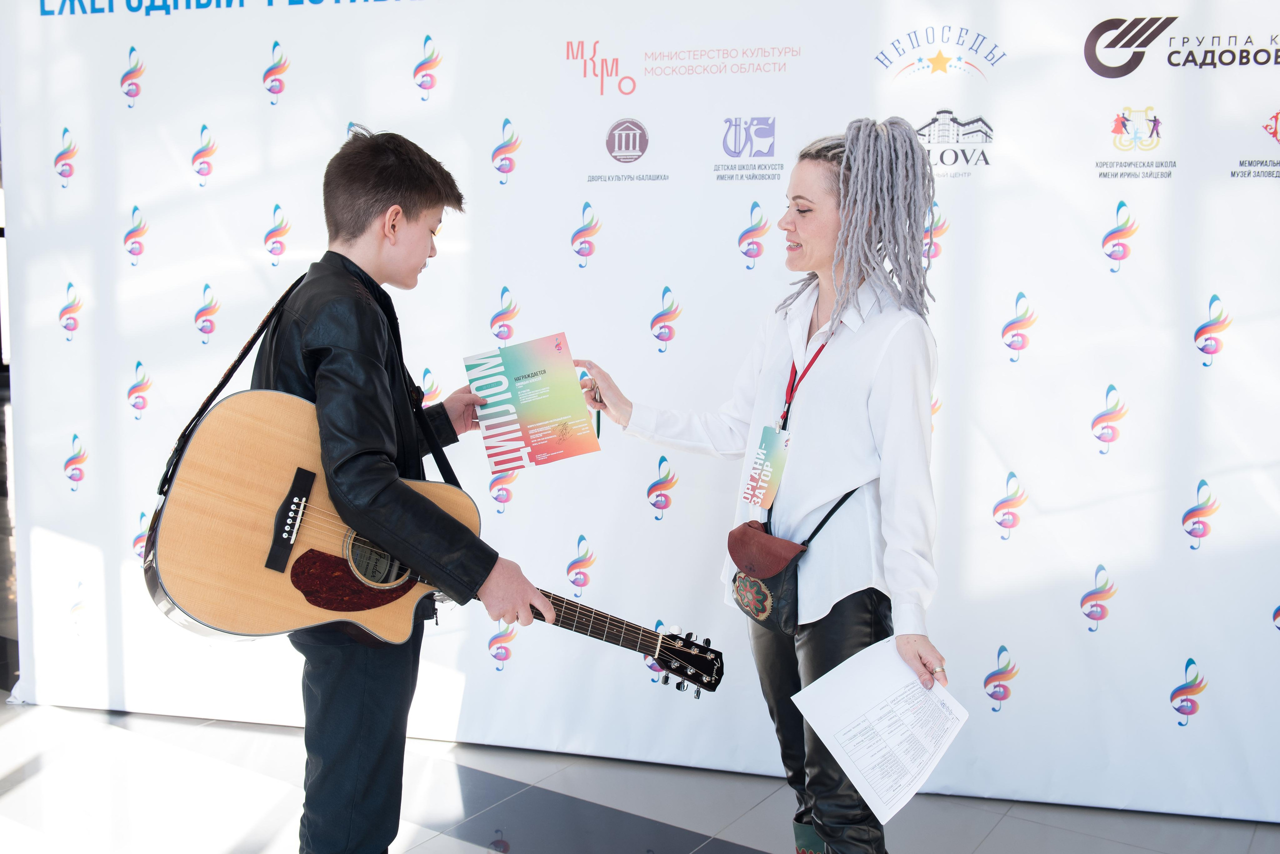 7 нот Подмосковья — Звенигород. Бренд-фотограф для экспертов и блогеров в Москве Влада Горбовская