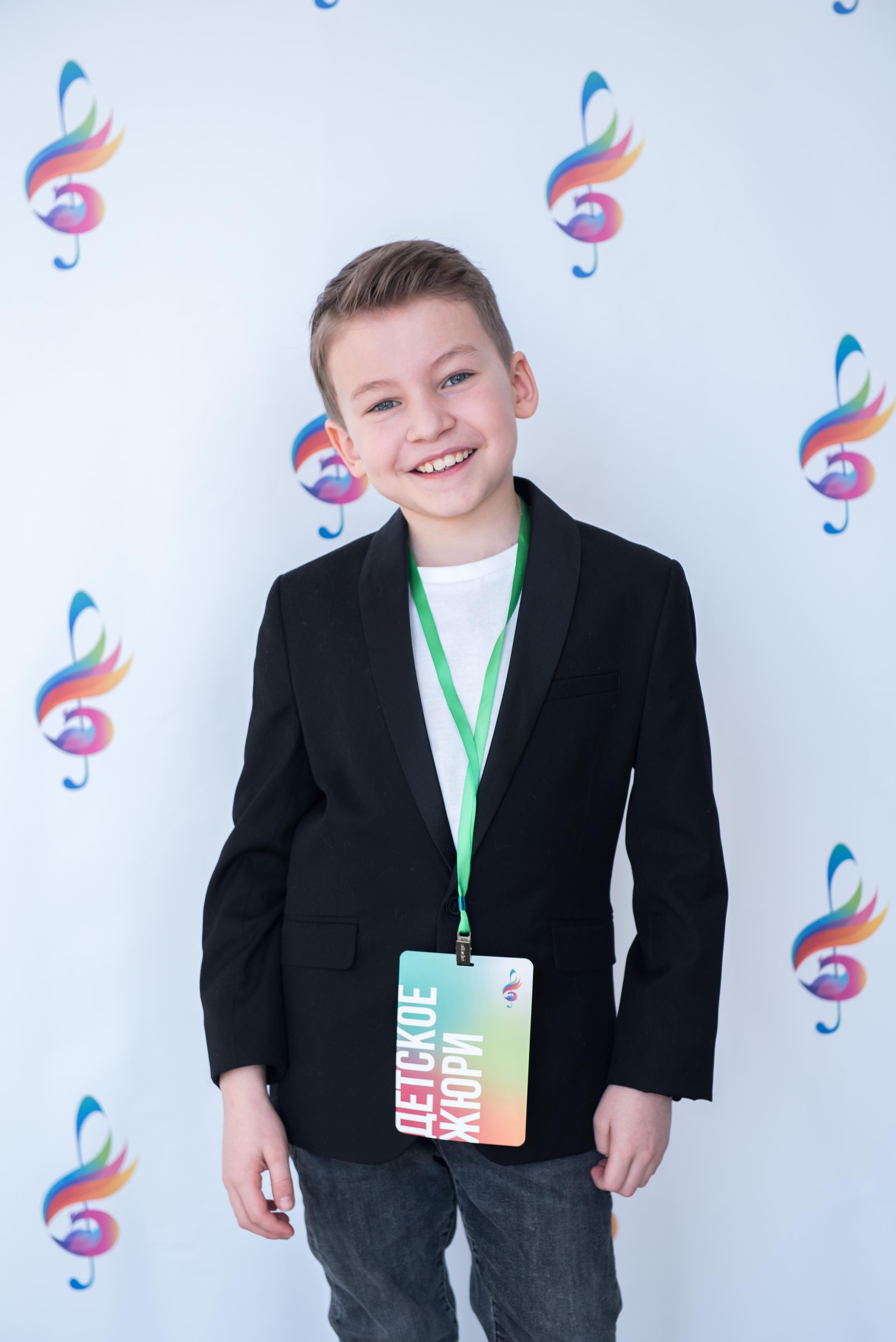 7 нот Подмосковья — Звенигород. Бренд-фотограф для экспертов и блогеров в Москве Влада Горбовская