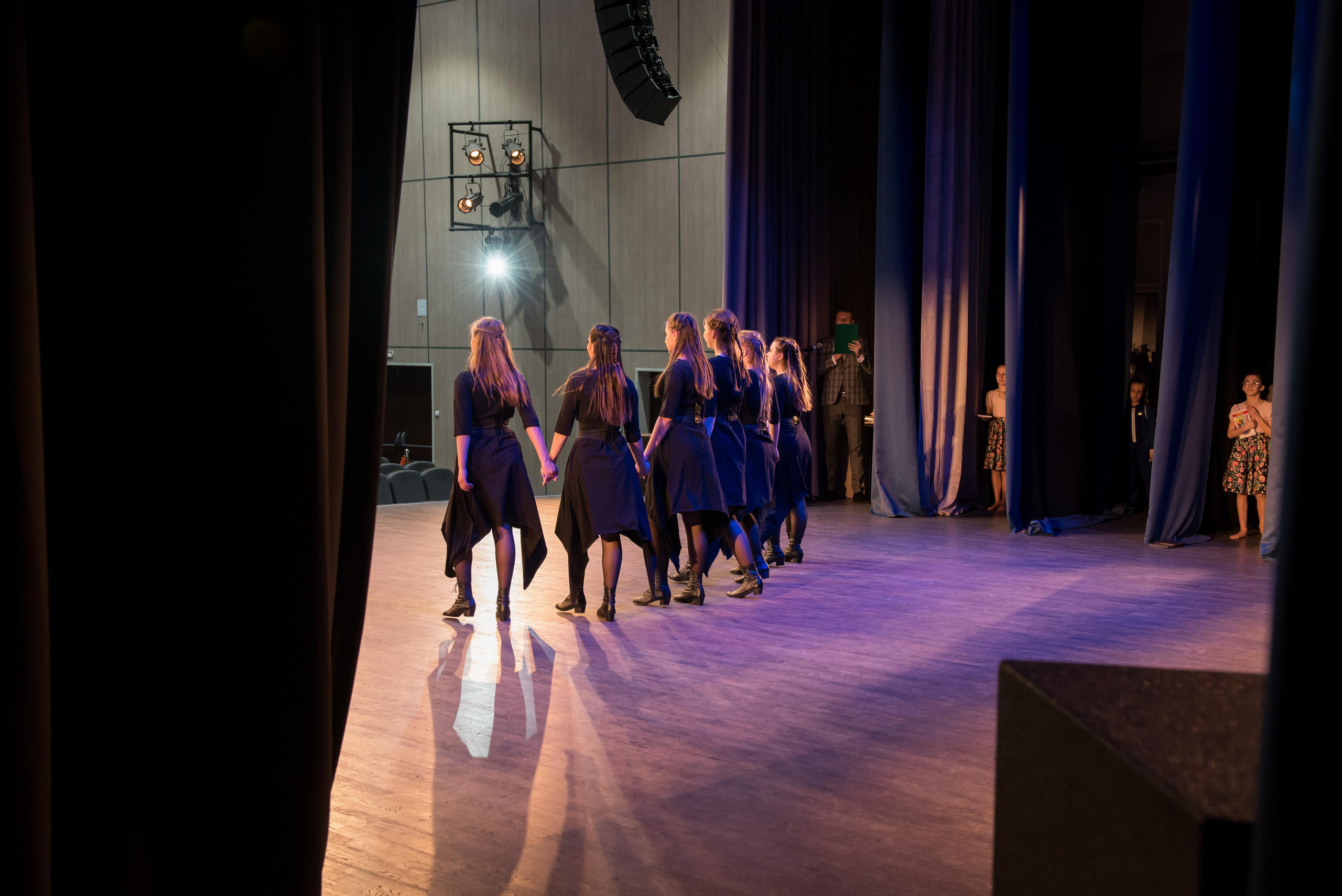 7 нот Подмосковья — Балашиха. Бренд-фотограф для экспертов и блогеров в Москве Влада Горбовская