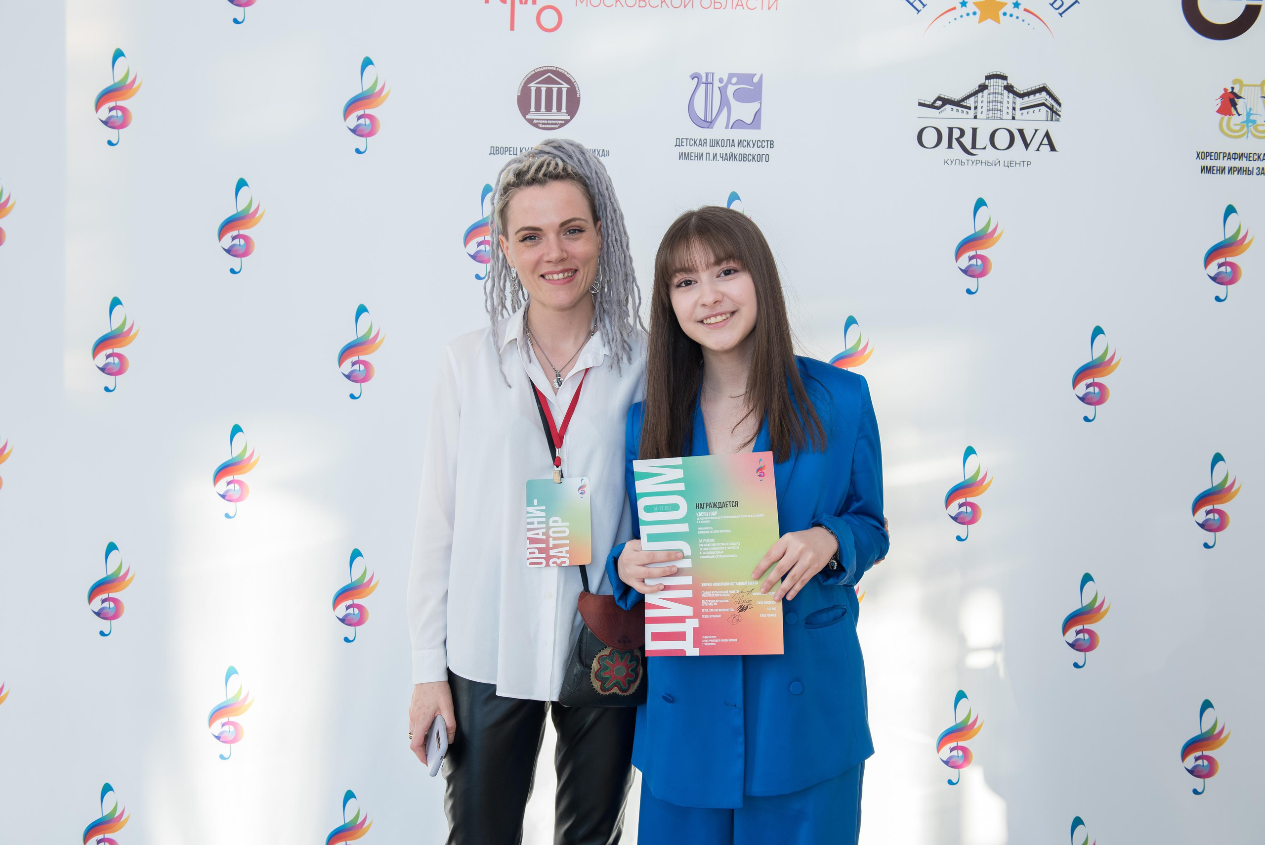 7 нот Подмосковья — Звенигород. Бренд-фотограф для экспертов и блогеров в Москве Влада Горбовская