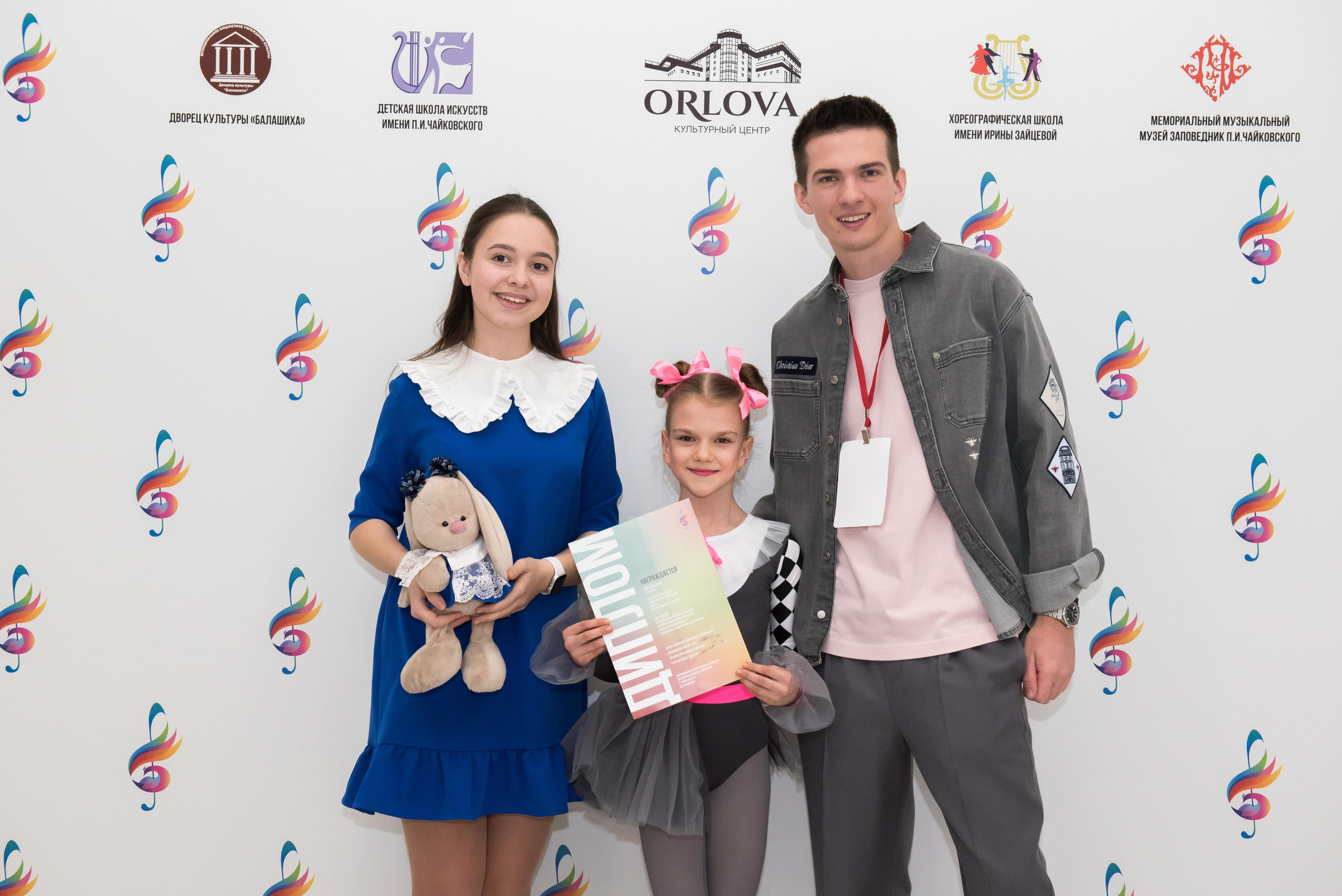 7 нот Подмосковья — Балашиха. Бренд-фотограф для экспертов и блогеров в Москве Влада Горбовская