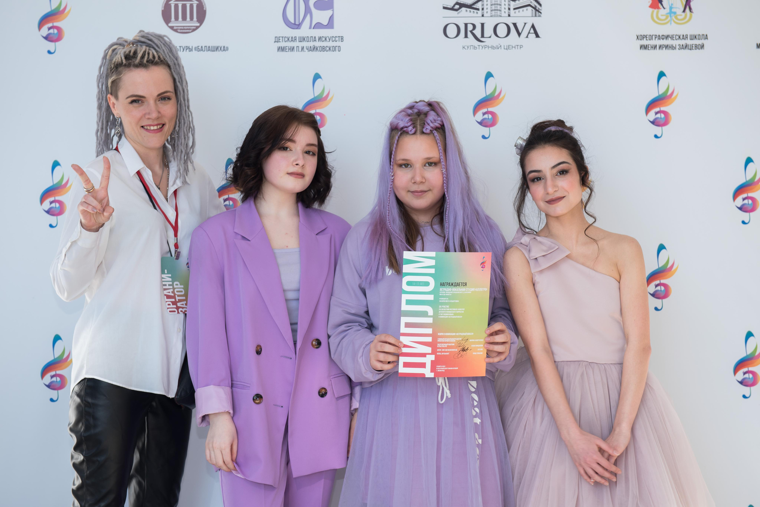 7 нот Подмосковья — Звенигород. Бренд-фотограф для экспертов и блогеров в Москве Влада Горбовская