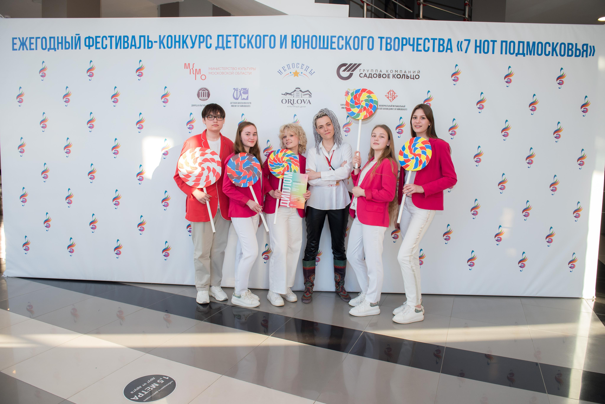 7 нот Подмосковья — Звенигород. Бренд-фотограф для экспертов и блогеров в Москве Влада Горбовская