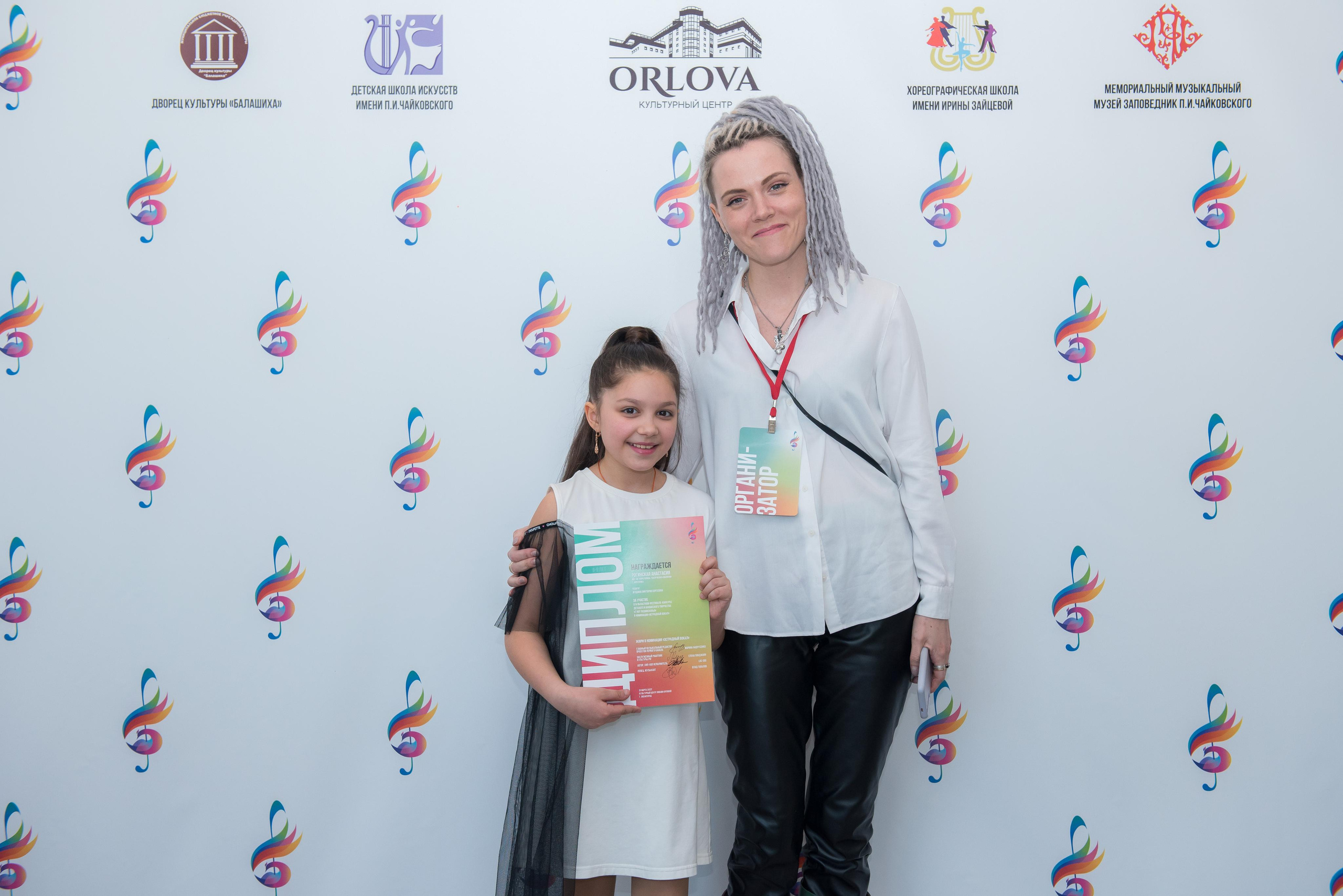 7 нот Подмосковья — Звенигород. Бренд-фотограф для экспертов и блогеров в Москве Влада Горбовская