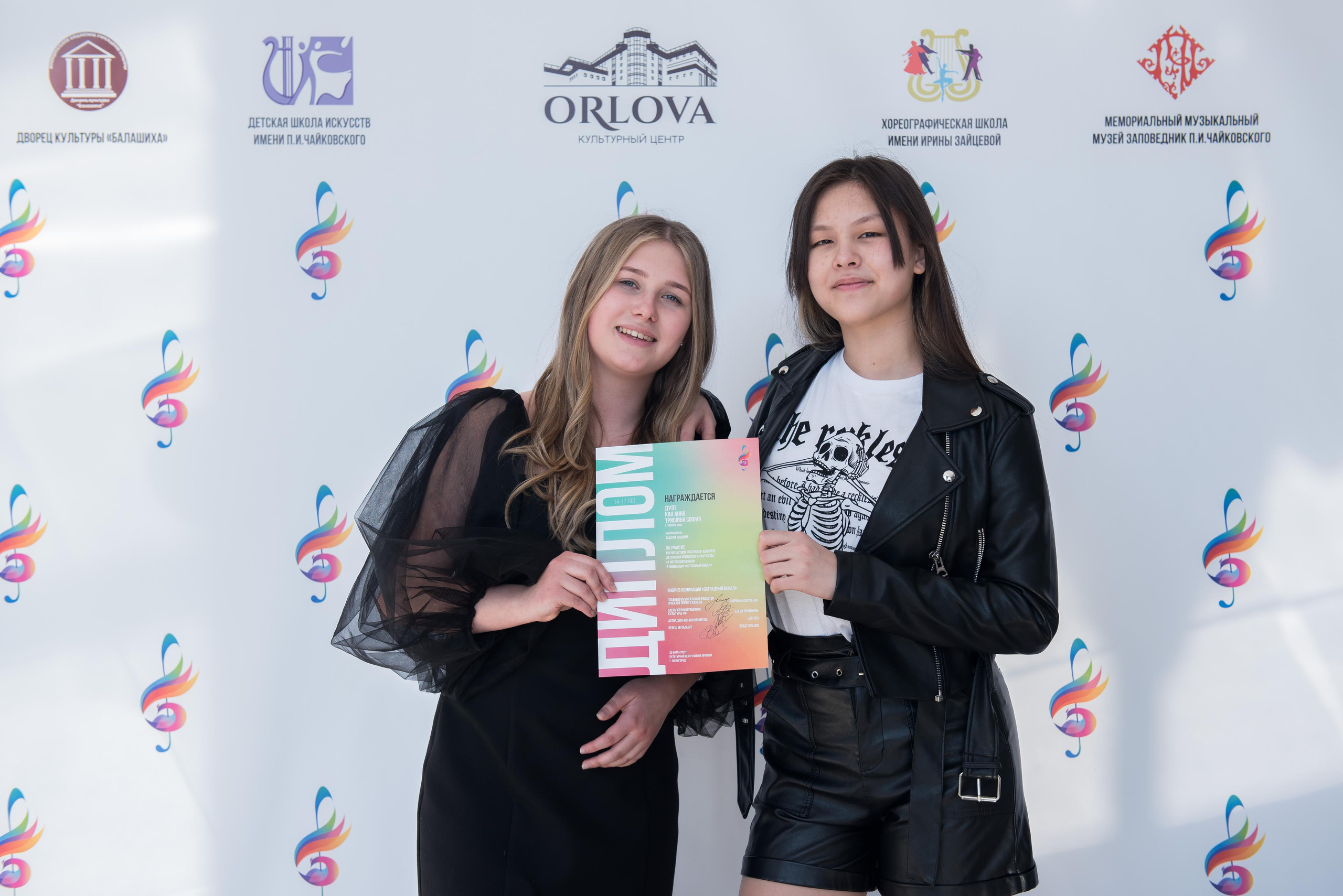 7 нот Подмосковья — Звенигород. Бренд-фотограф для экспертов и блогеров в Москве Влада Горбовская