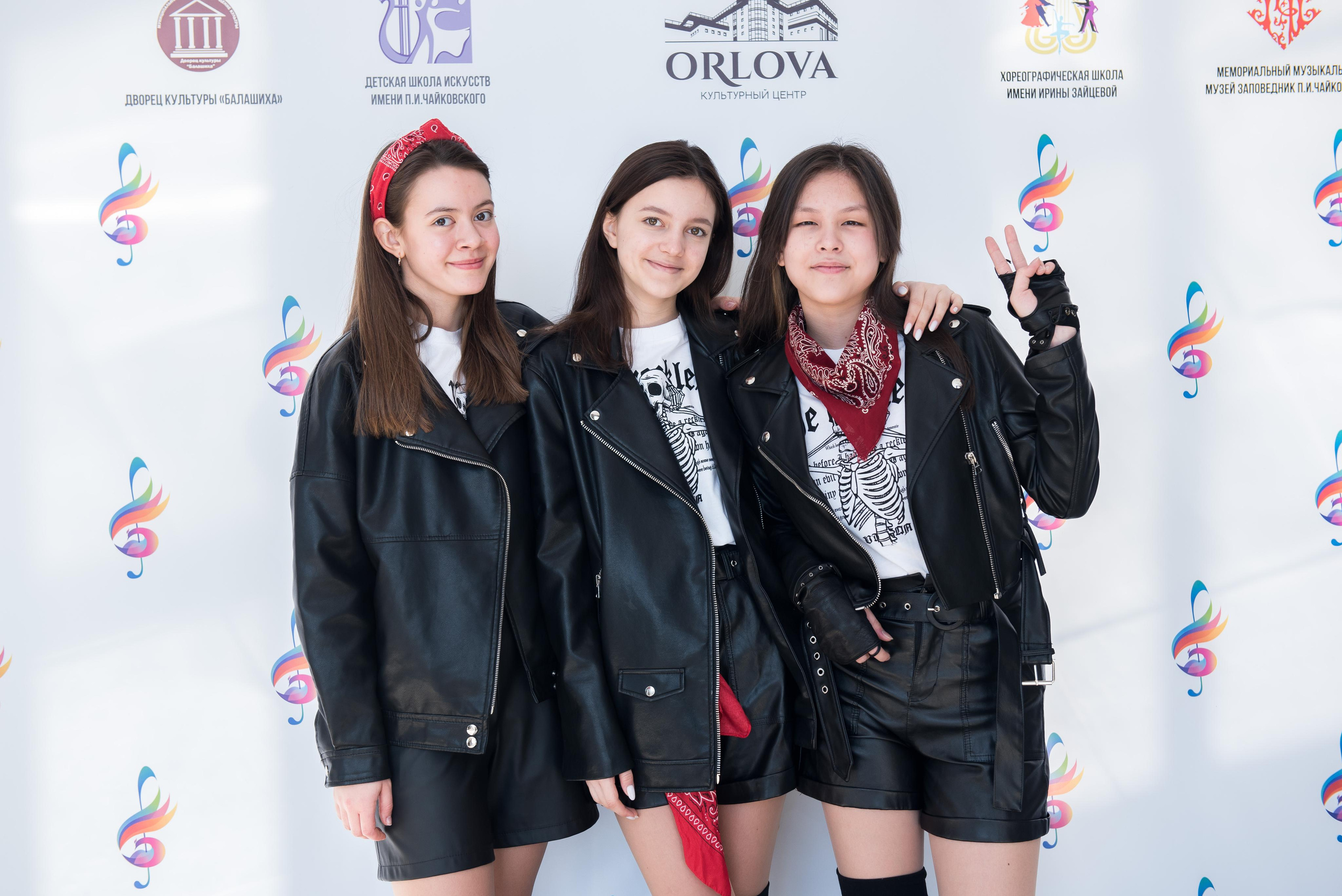 7 нот Подмосковья — Звенигород. Бренд-фотограф для экспертов и блогеров в Москве Влада Горбовская