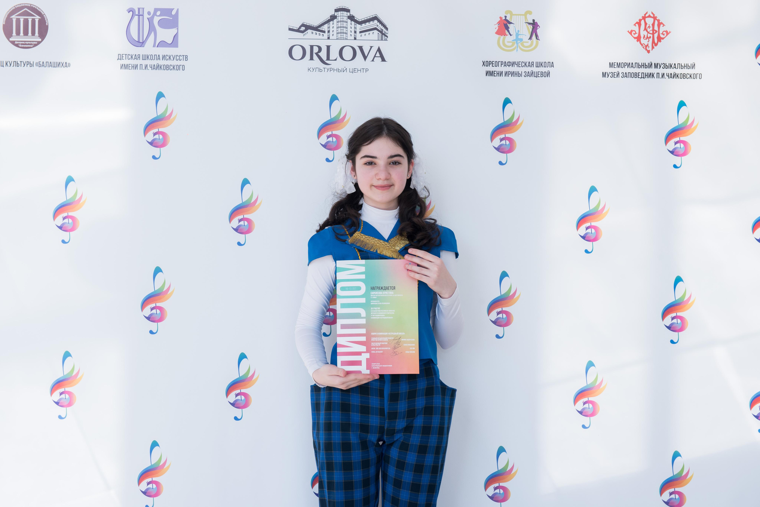 7 нот Подмосковья — Звенигород. Бренд-фотограф для экспертов и блогеров в Москве Влада Горбовская